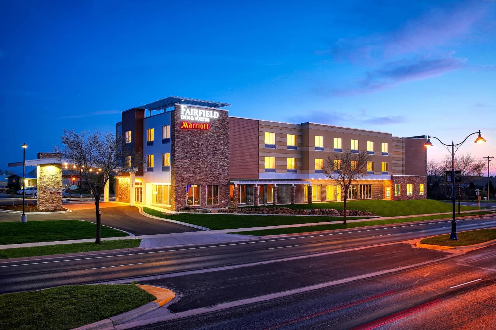 Fairfield Inn & Suites by Marriott Madison Verona featured exterior or lobby in Verona, WI — similar hotel
