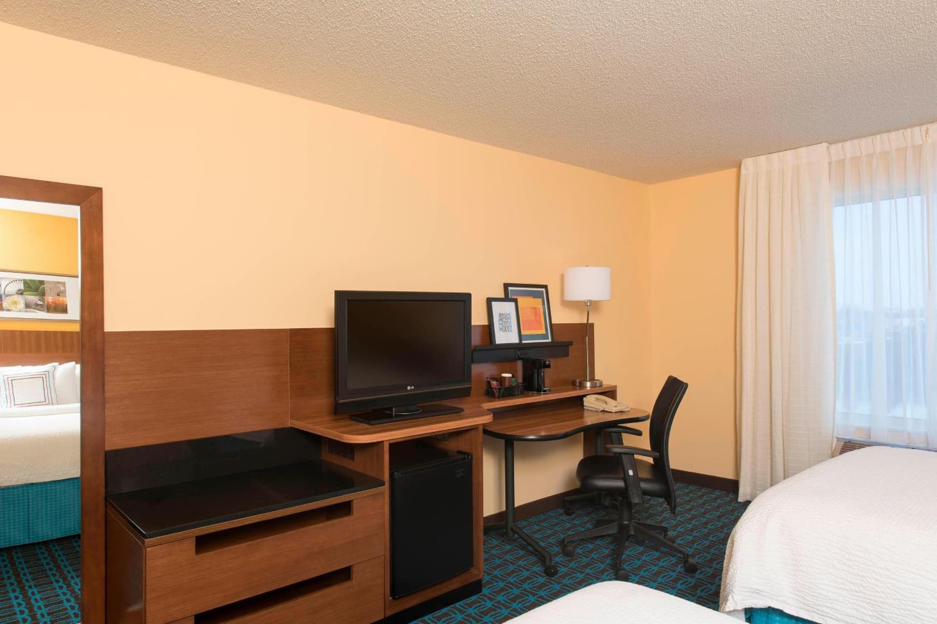 Fairfield Inn and Suites by Marriott Chicago St. Charles gallery photo in Saint Charles, IL — image 14