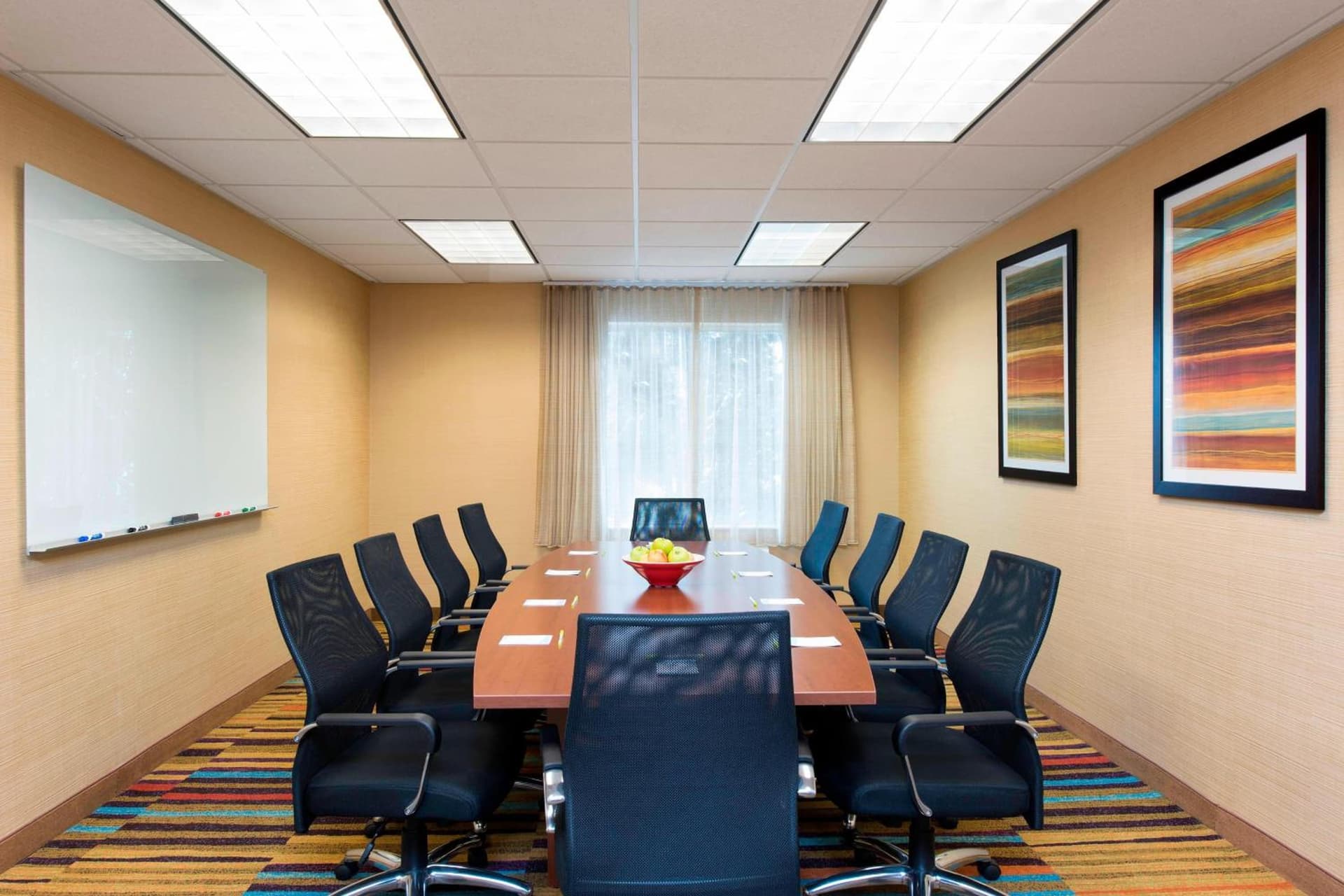 Fairfield Inn and Suites by Marriott Chicago St. Charles gallery photo in Saint Charles, IL — image 5