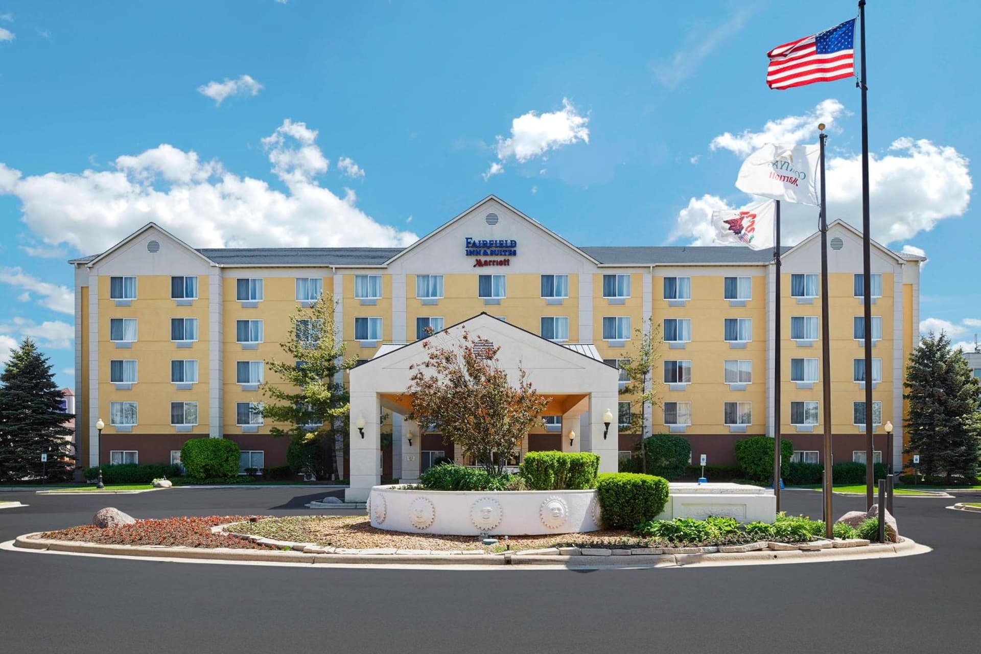 Fairfield Inn & Suites Chicago Midway Airport interior in Bedford Park, IL — gallery photo 2