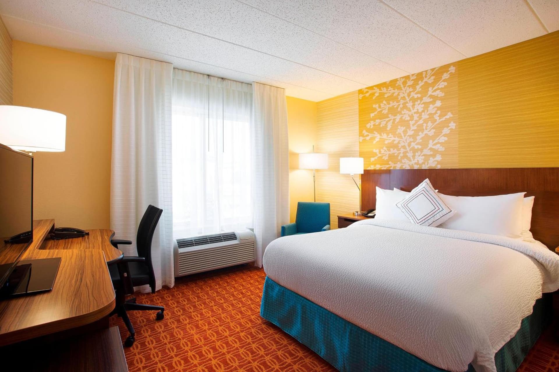 Fairfield Inn & Suites Chicago Midway Airport gallery photo in Bedford Park, IL — image 12