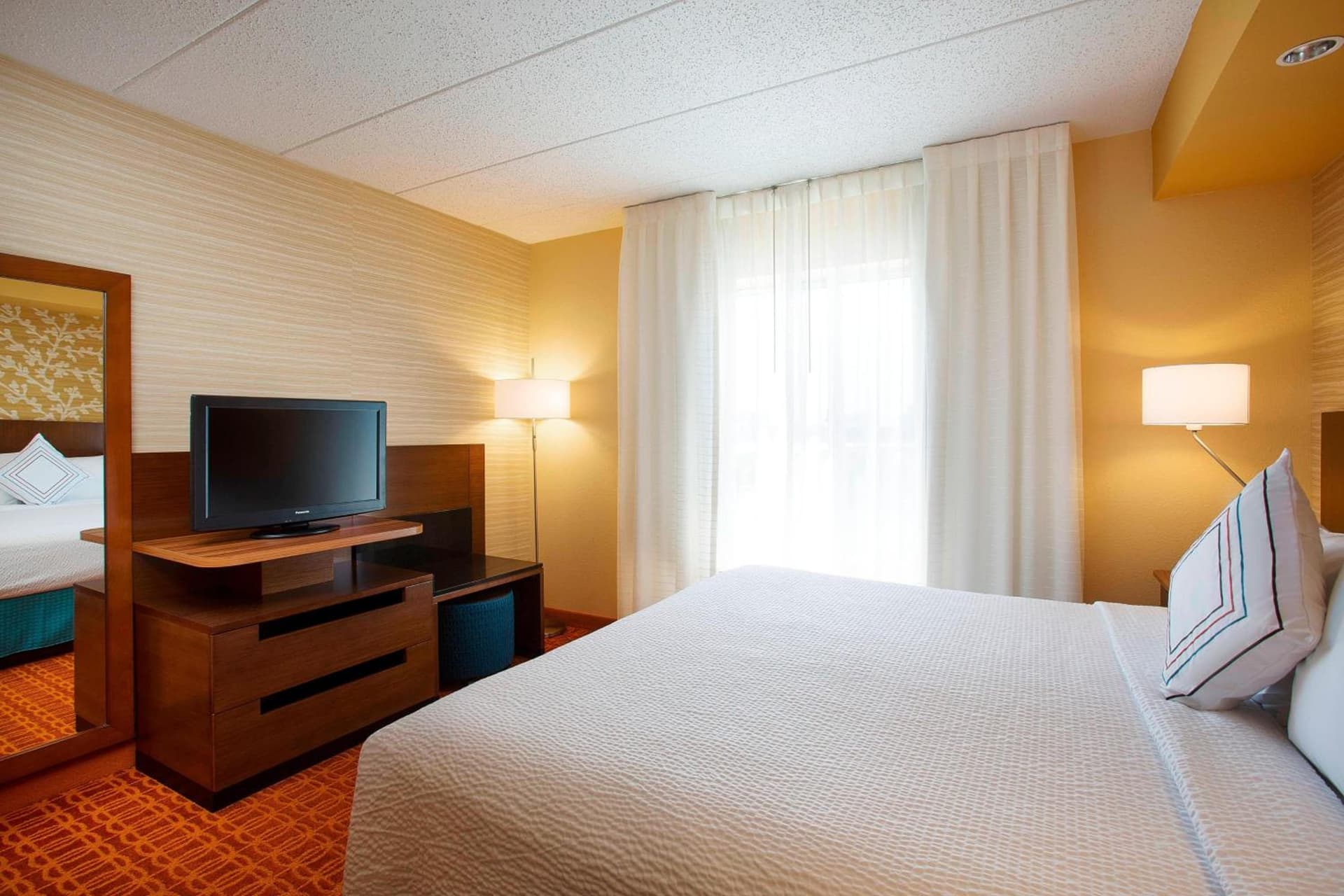 Fairfield Inn & Suites Chicago Midway Airport gallery photo in Bedford Park, IL — image 9
