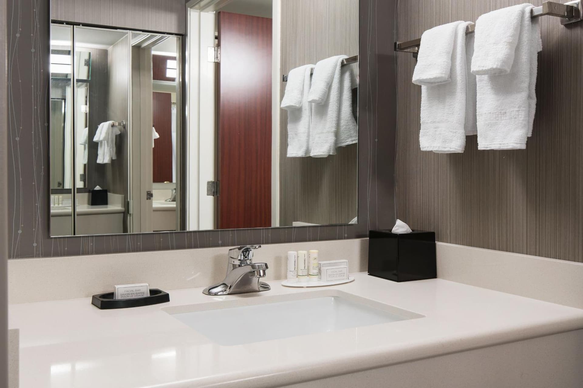 Courtyard by Marriott Seattle Federal Way gallery photo in Federal Way, WA — image 23