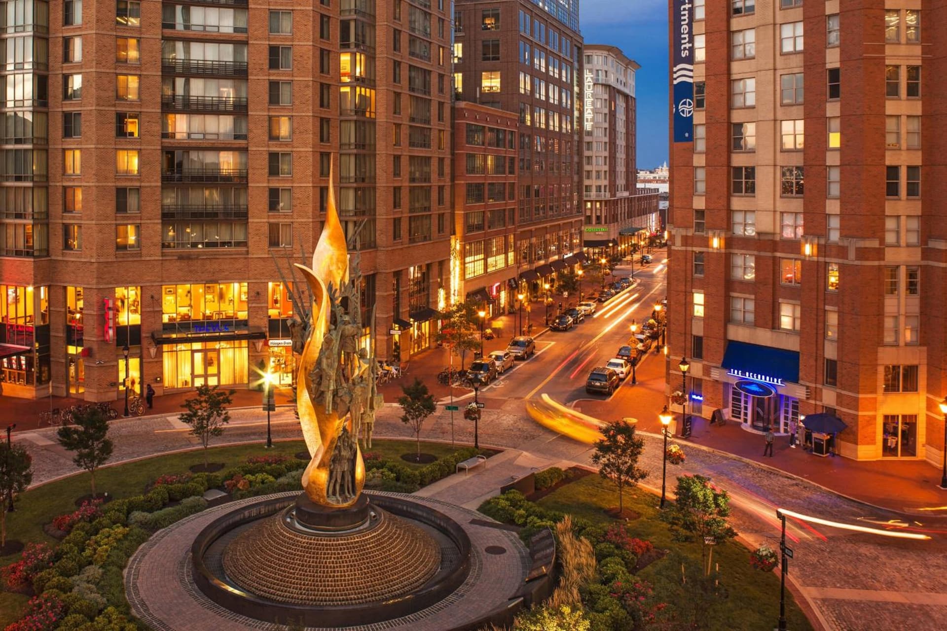 Courtyard by Marriott Baltimore Downtown Inner Harbor — hotel in Baltimore, Maryland