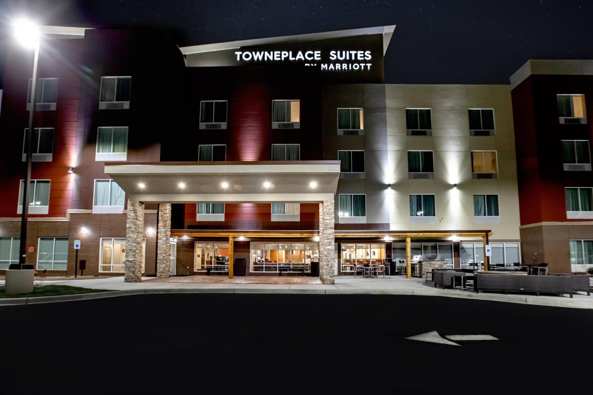 TownePlace Suites by Marriott Louisville Airport interior in Louisville, KY — gallery photo 2