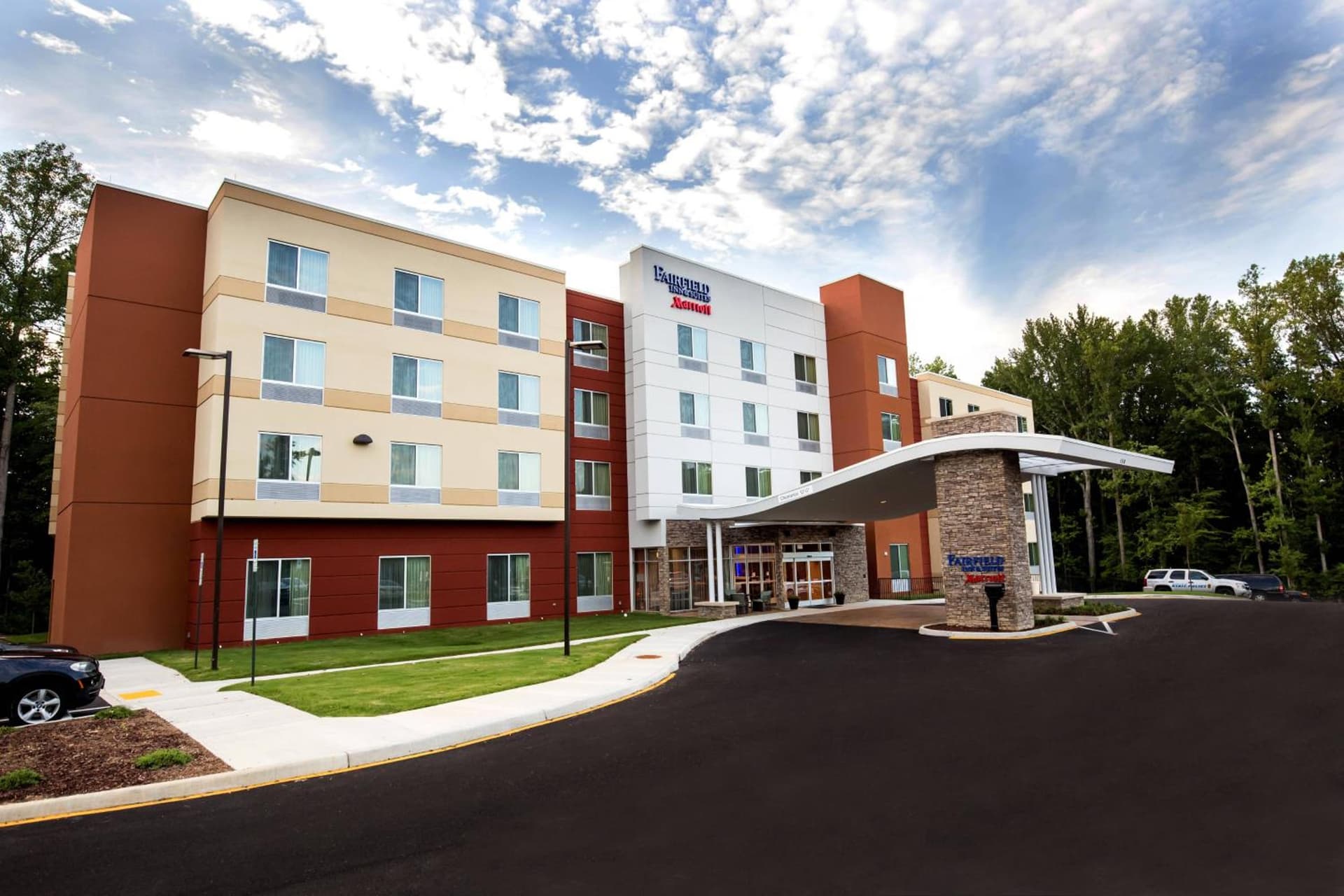 Fairfield Inn & Suites by Marriott Richmond Midlothian interior in Richmond, VA — gallery photo 2