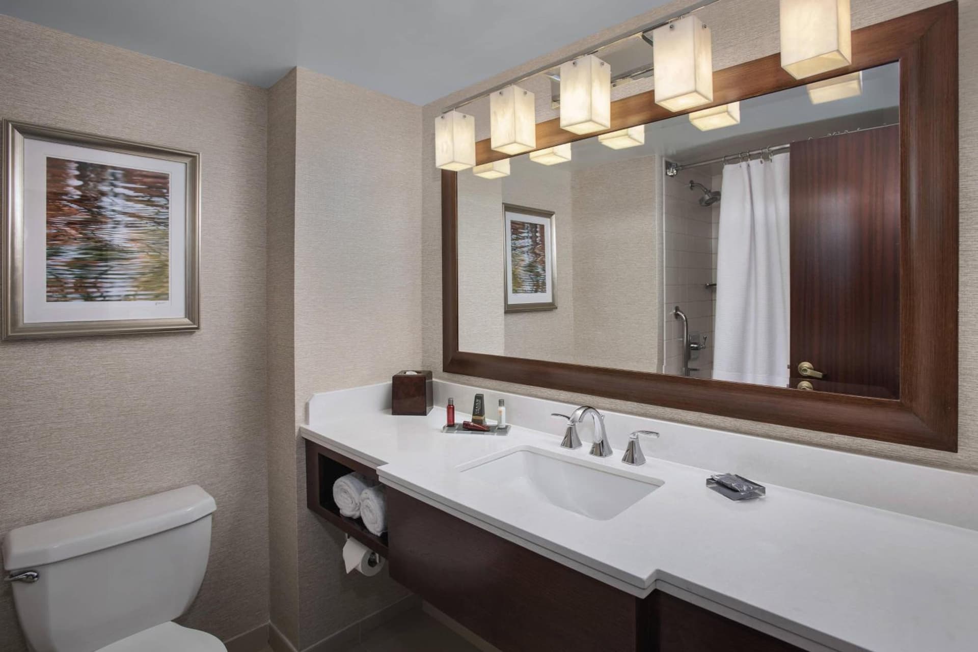 Philadelphia Airport Marriott gallery photo in Philadelphia, PA — image 54