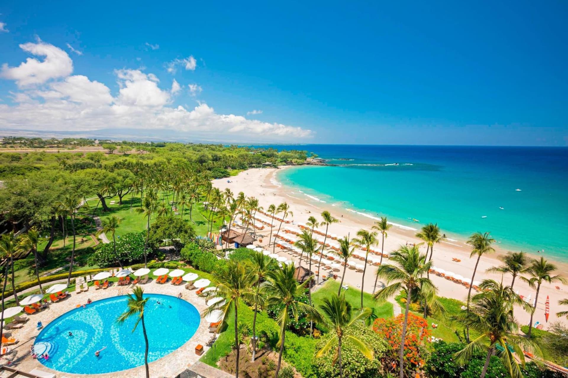 Mauna Kea Beach Hotel, Autograph Collection property views in Hapuna Beach, HI — gallery photo 3
