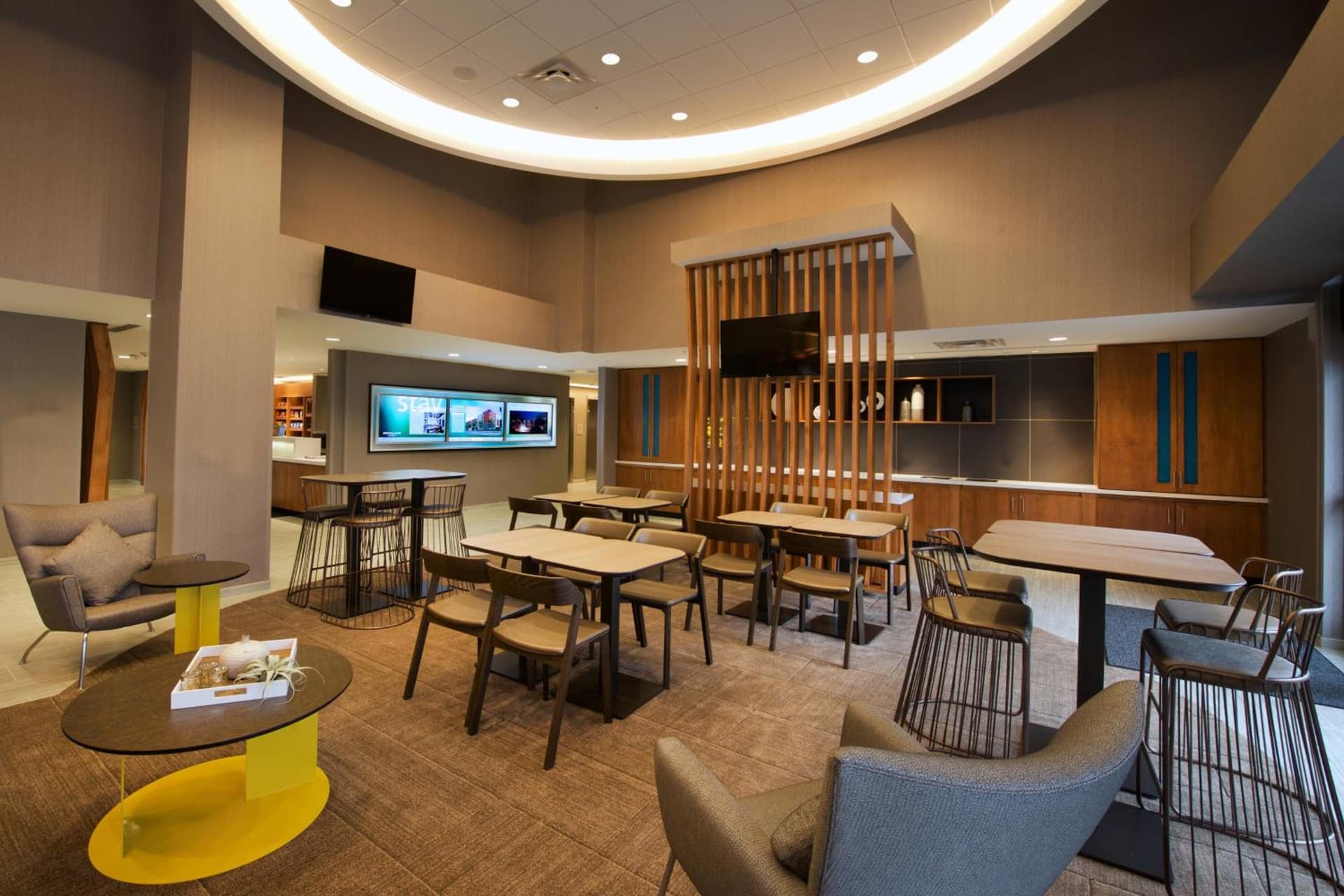 SpringHill Suites by Marriott Seattle Issaquah property views in Issaquah, WA — gallery photo 3