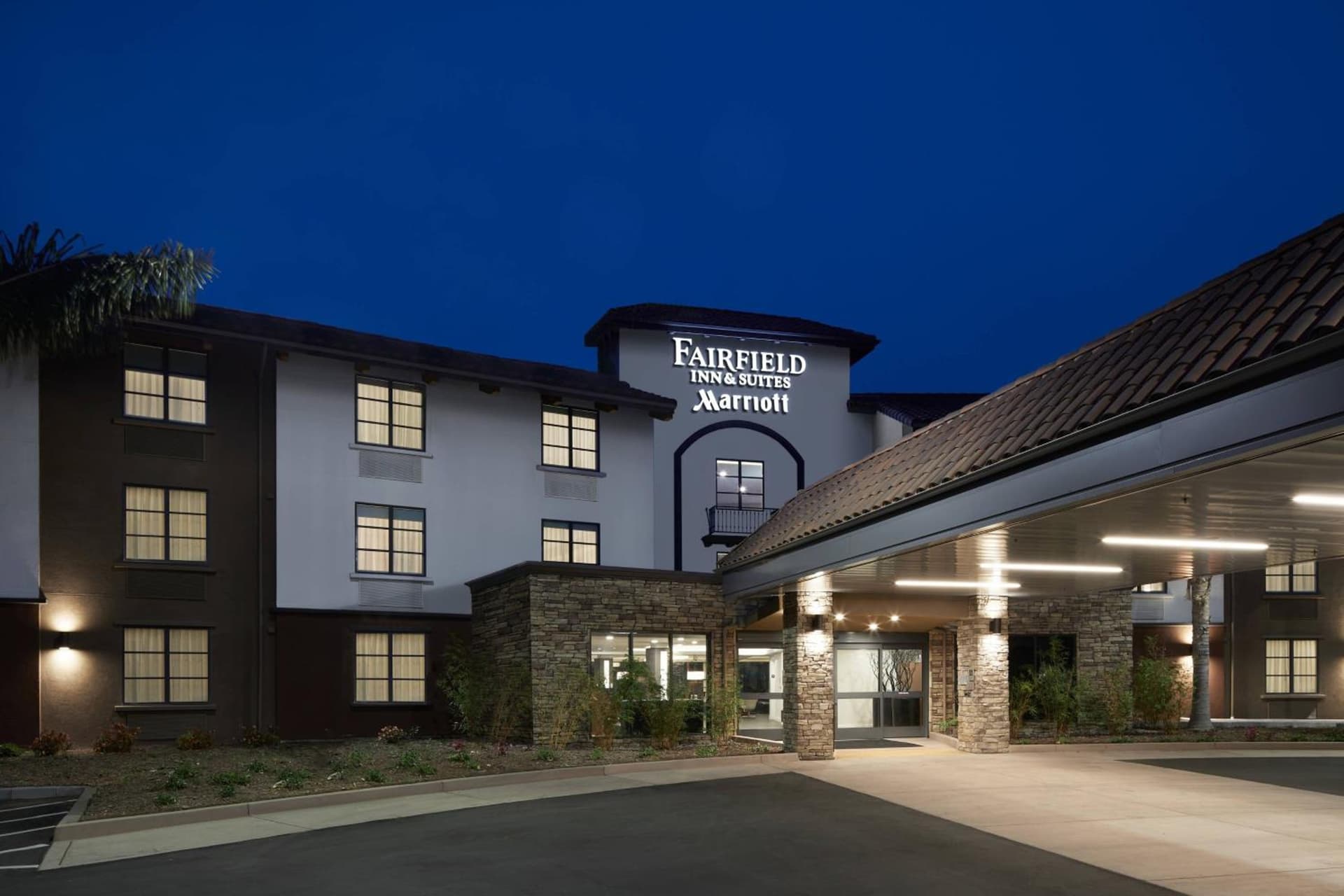 Fairfield Inn & Suites By Marriott Camarillo property views in Camarillo, CA — gallery photo 3