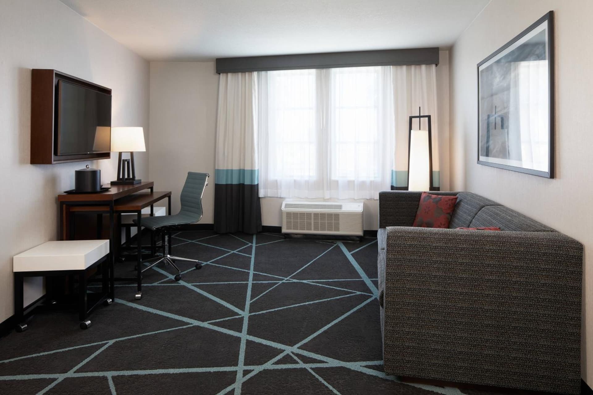 Fairfield Inn & Suites By Marriott Camarillo gallery photo in Camarillo, CA — image 9