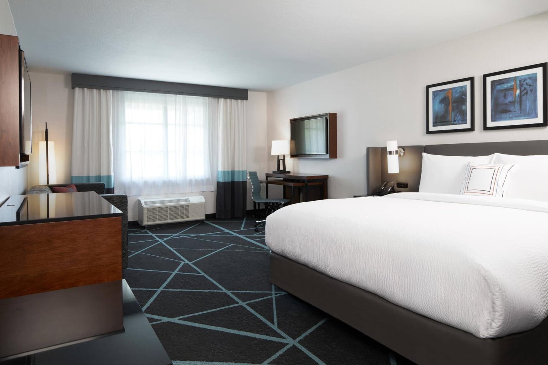 Fairfield Inn & Suites By Marriott Camarillo gallery photo in Camarillo, CA — image 5