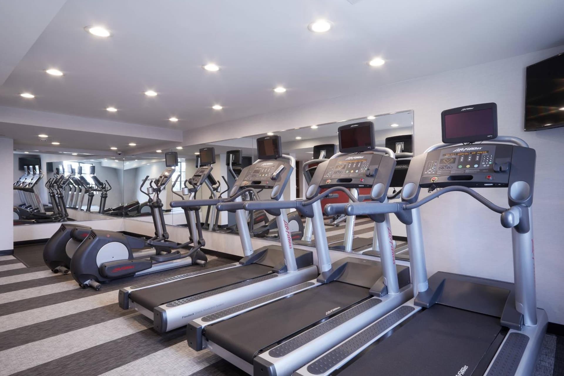 Fairfield Inn & Suites By Marriott Camarillo gallery photo in Camarillo, CA — image 12