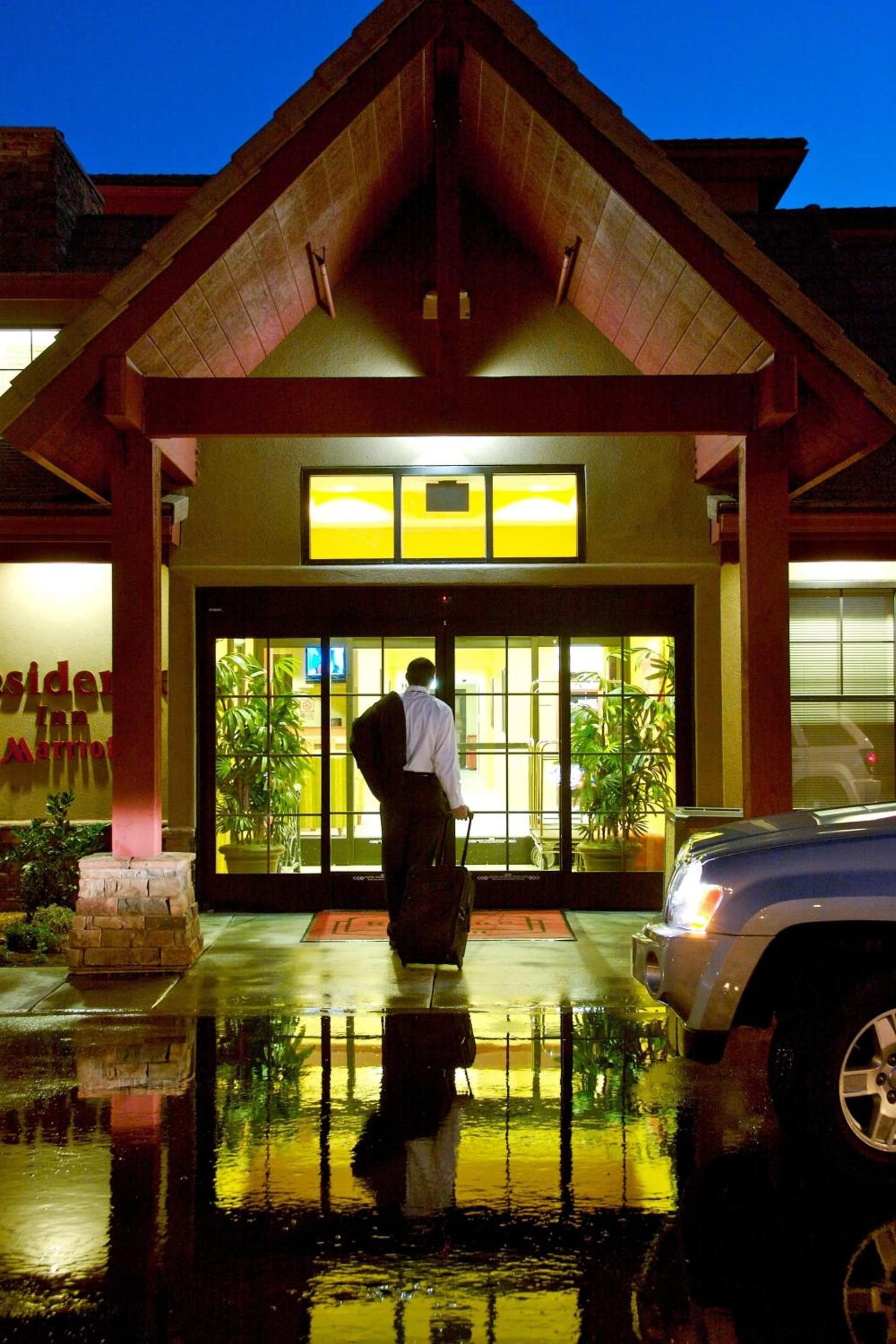 Residence Inn Prescott interior in Prescott, AZ — gallery photo 2