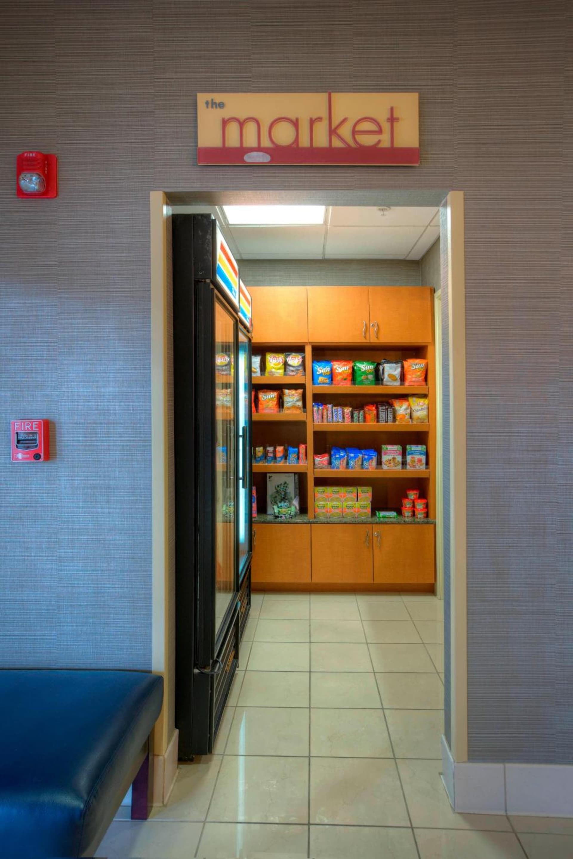 SpringHill Suites by Marriott - Tampa Brandon interior in Tampa, FL — gallery photo 2