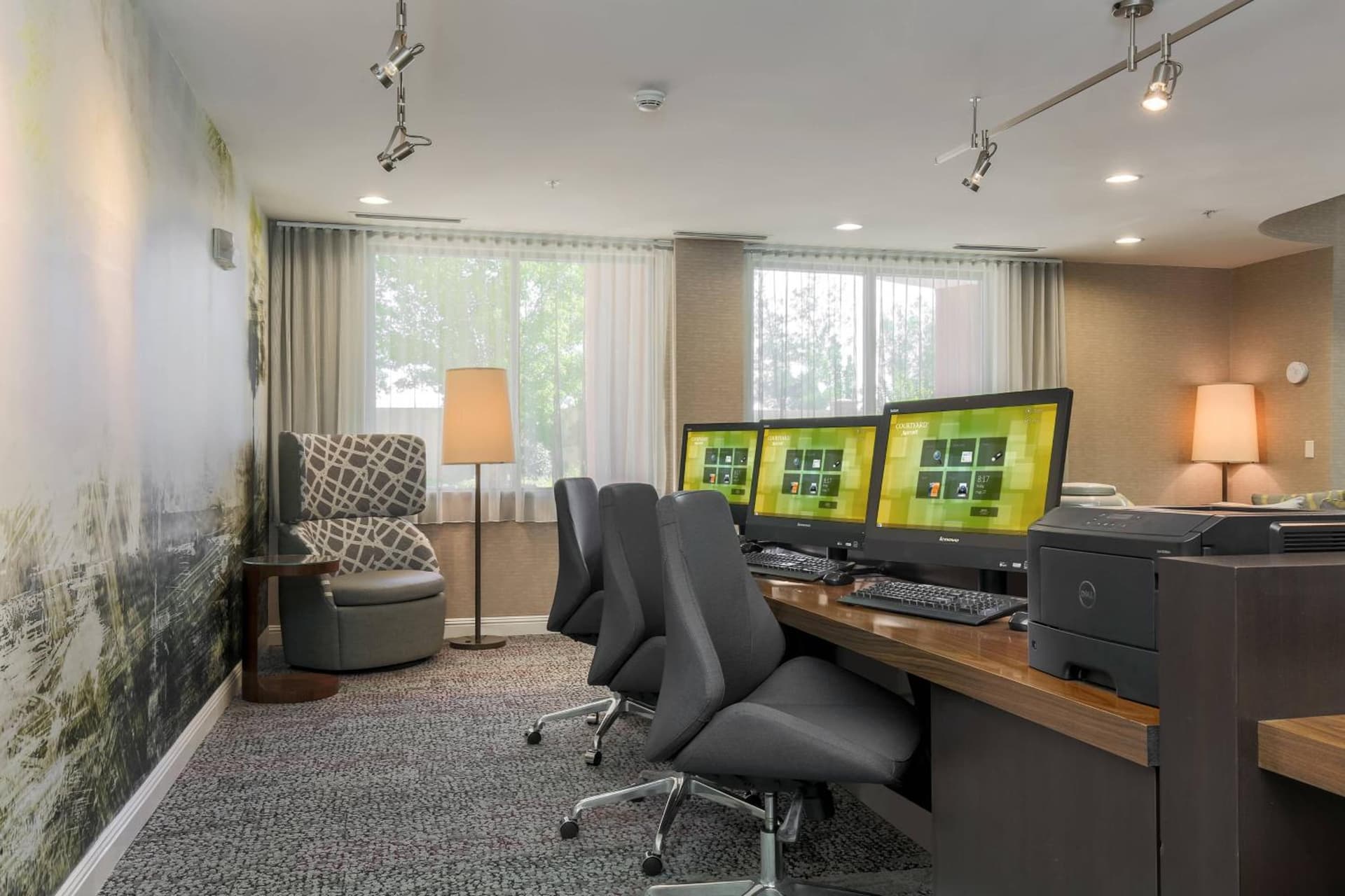 Courtyard by Marriott Roseville Galleria Mall/Creekside Ridge Drive gallery photo in Roseville, CA — image 41