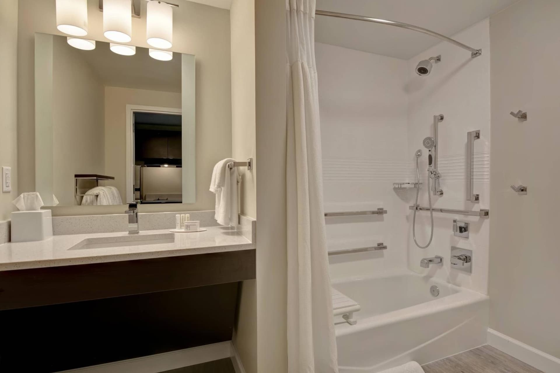 TownePlace Suites by Marriott Panama City Beach Pier Park gallery photo in Panama City Beach, FL — image 11