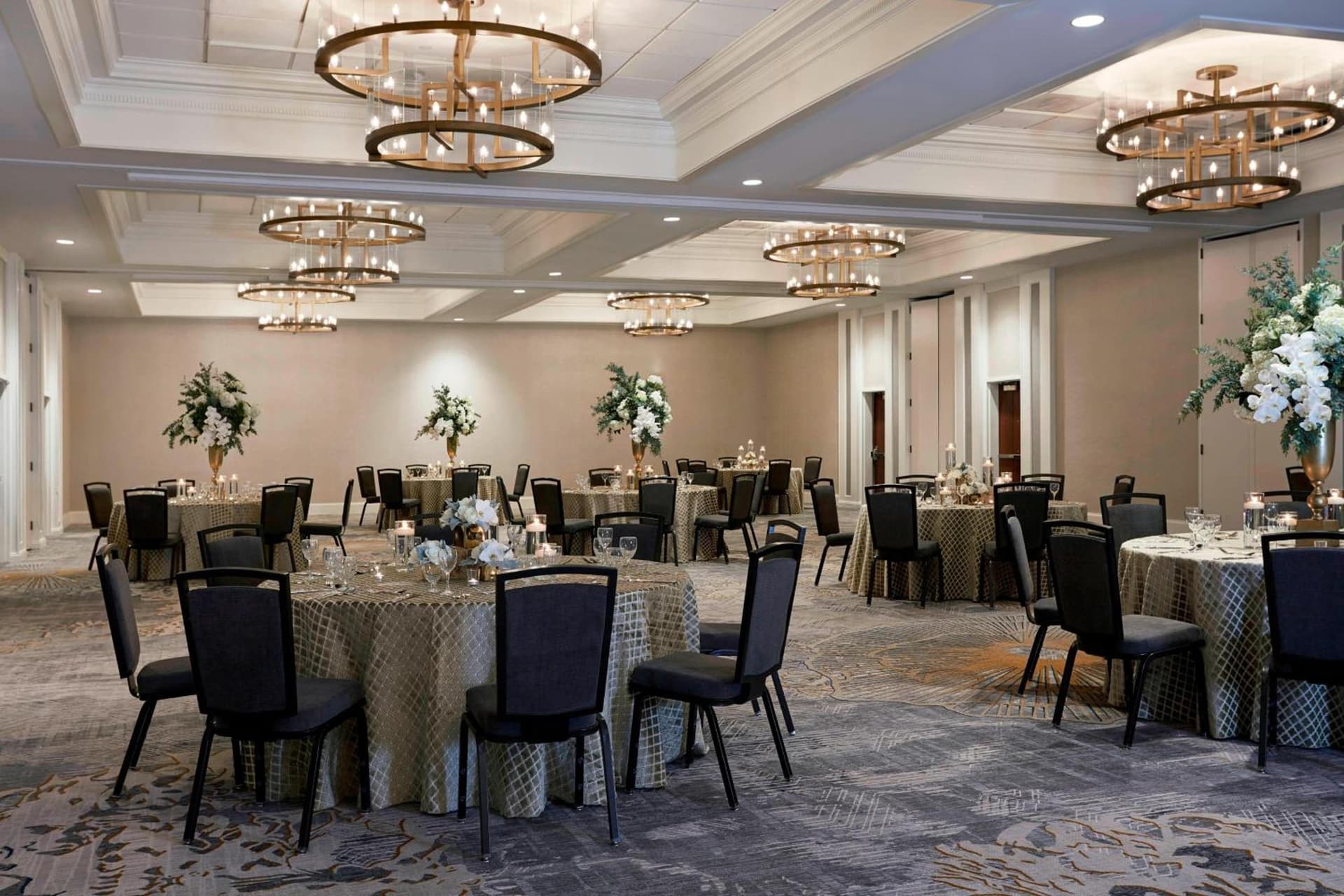 Washington Marriott Georgetown interior in Washington, DC — gallery photo 2