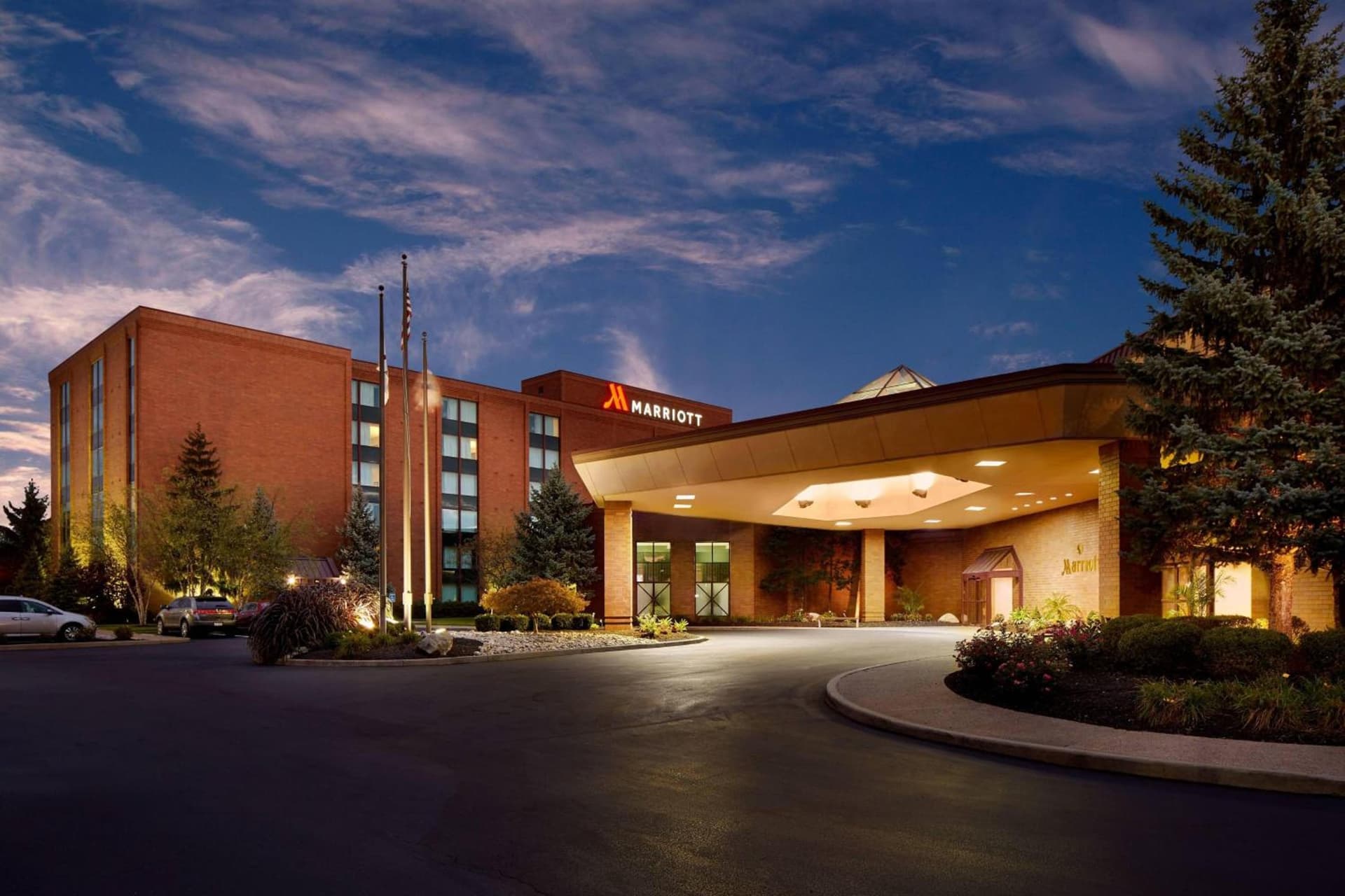 Marriott Cincinnati Northeast interior in Mason, OH — gallery photo 2