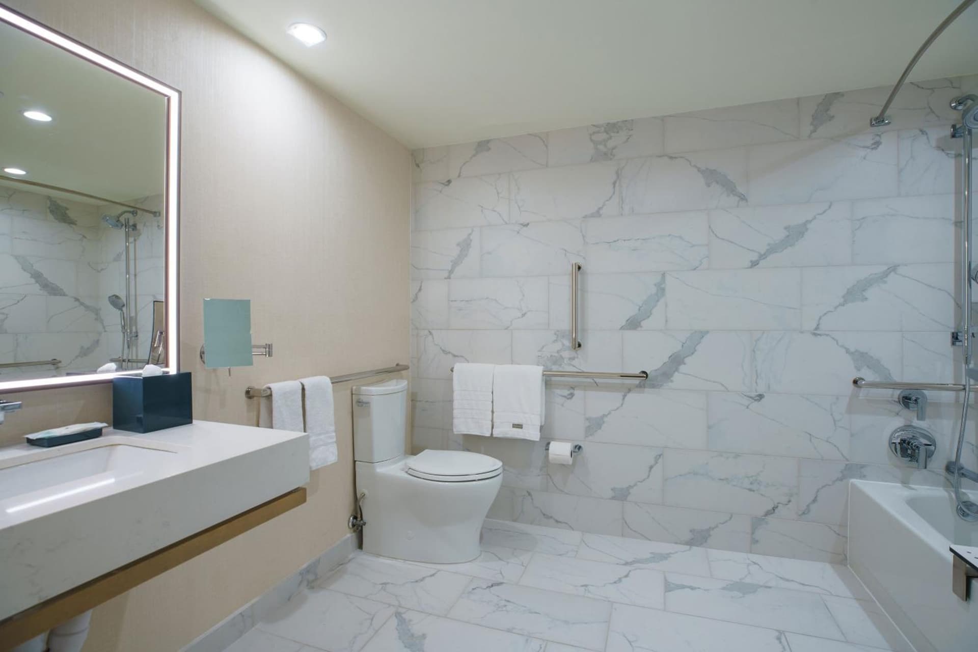The Westin O'Hare gallery photo in Rosemont, IL — image 51