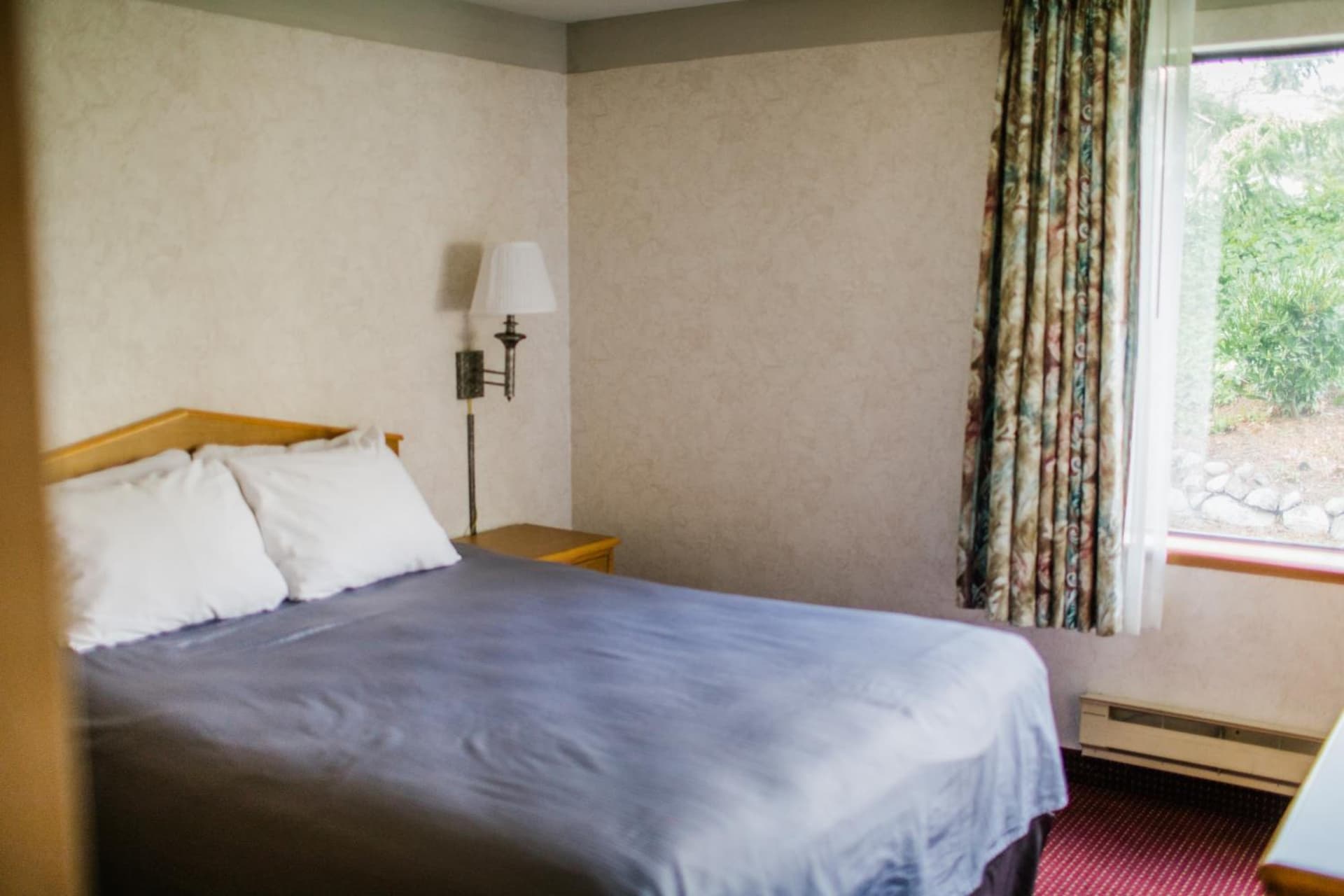 Friday Harbor Suites interior in Friday Harbor, WA — gallery photo 2