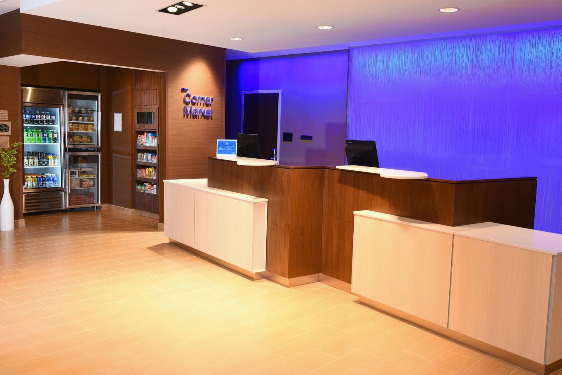 Fairfield Inn & Suites by Marriott Omaha West property views in Omaha, NE — gallery photo 3