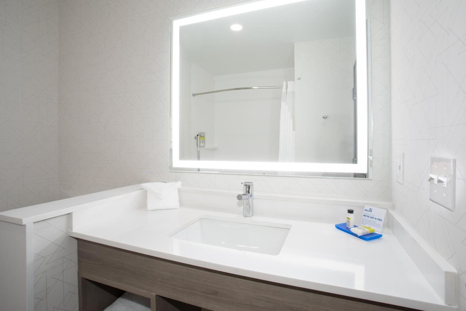Holiday Inn Express Hotel & Suites Idaho Falls by IHG gallery photo in Idaho Falls, ID — image 14