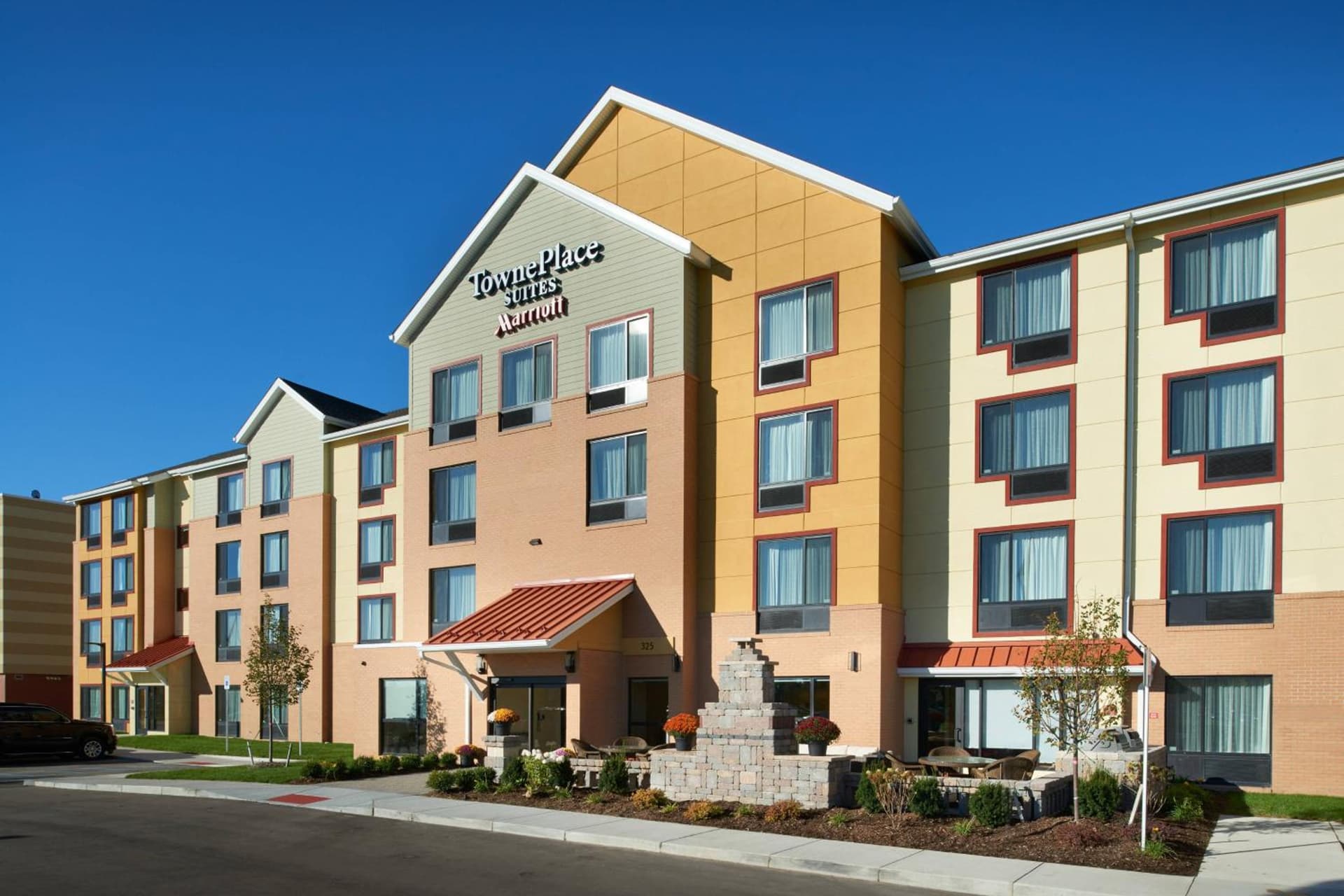 TownePlace Suites by Marriott Detroit Troy featured exterior or lobby in Troy, MI — similar hotel