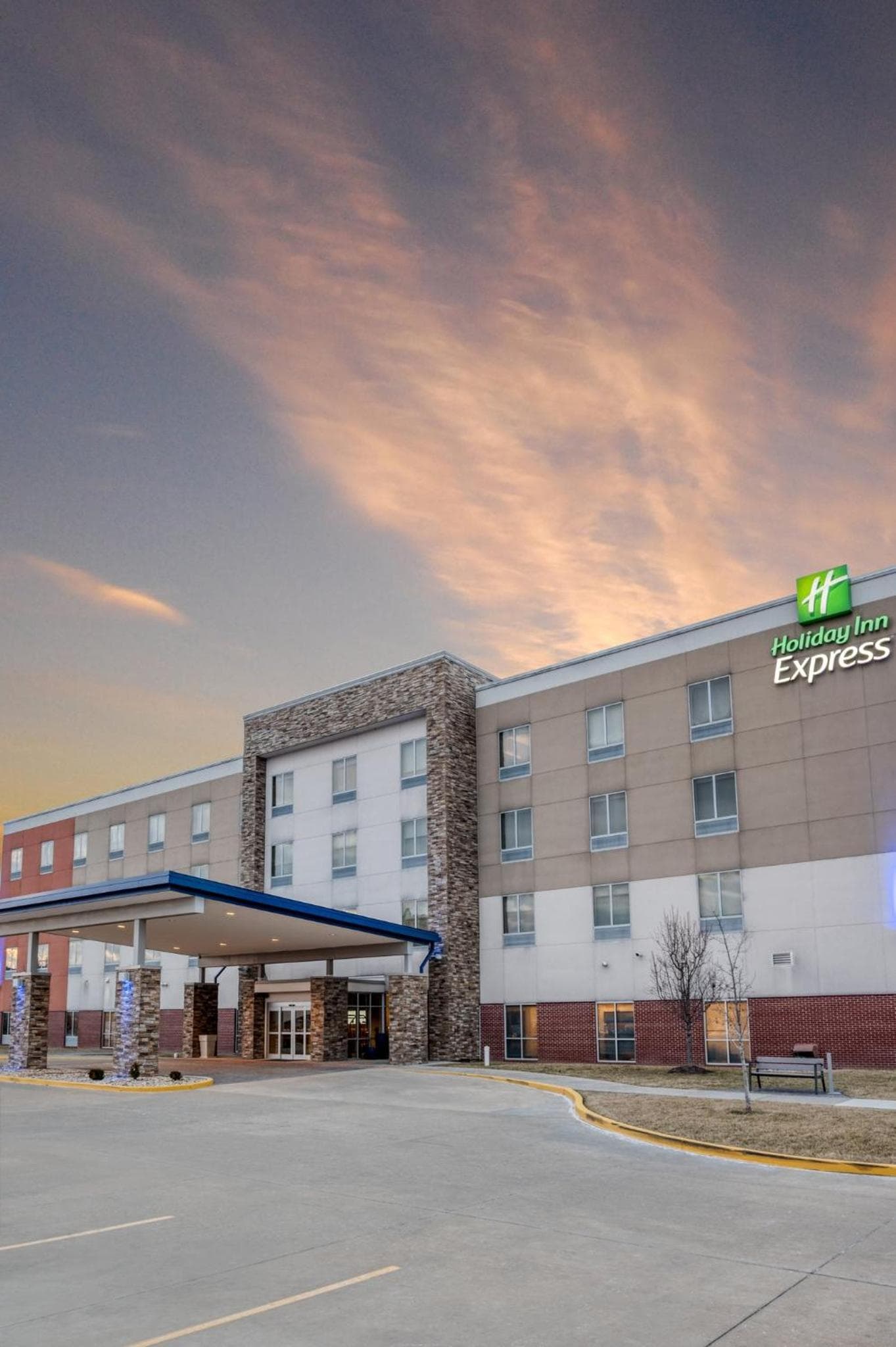 Holiday Inn Express Troy by IHG gallery photo in Troy, IL — image 27