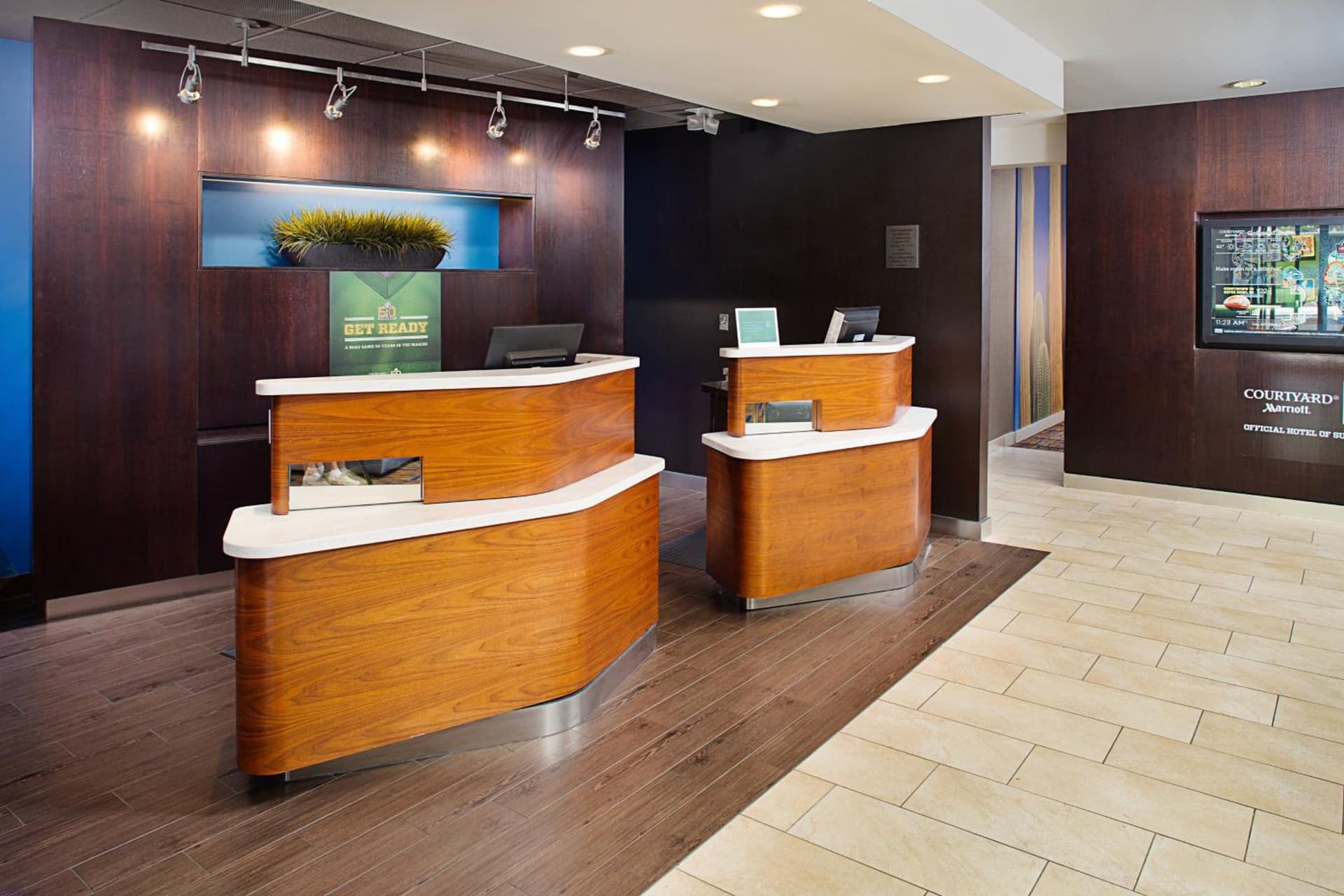Courtyard Houston Westchase interior in Houston, TX — gallery photo 2