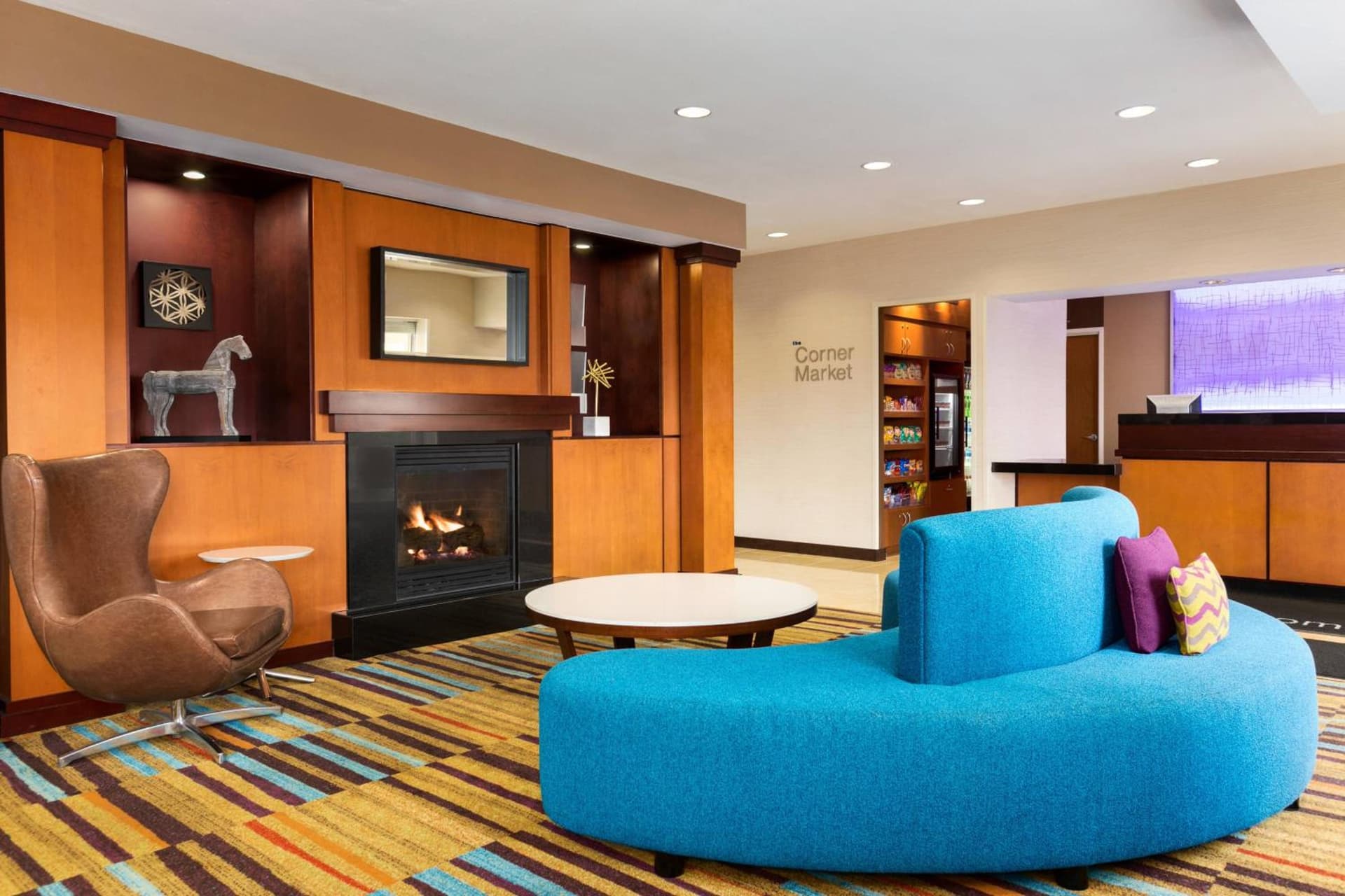 Fairfield Inn & Suites by Marriott Toledo Maumee interior in Maumee, OH — gallery photo 2