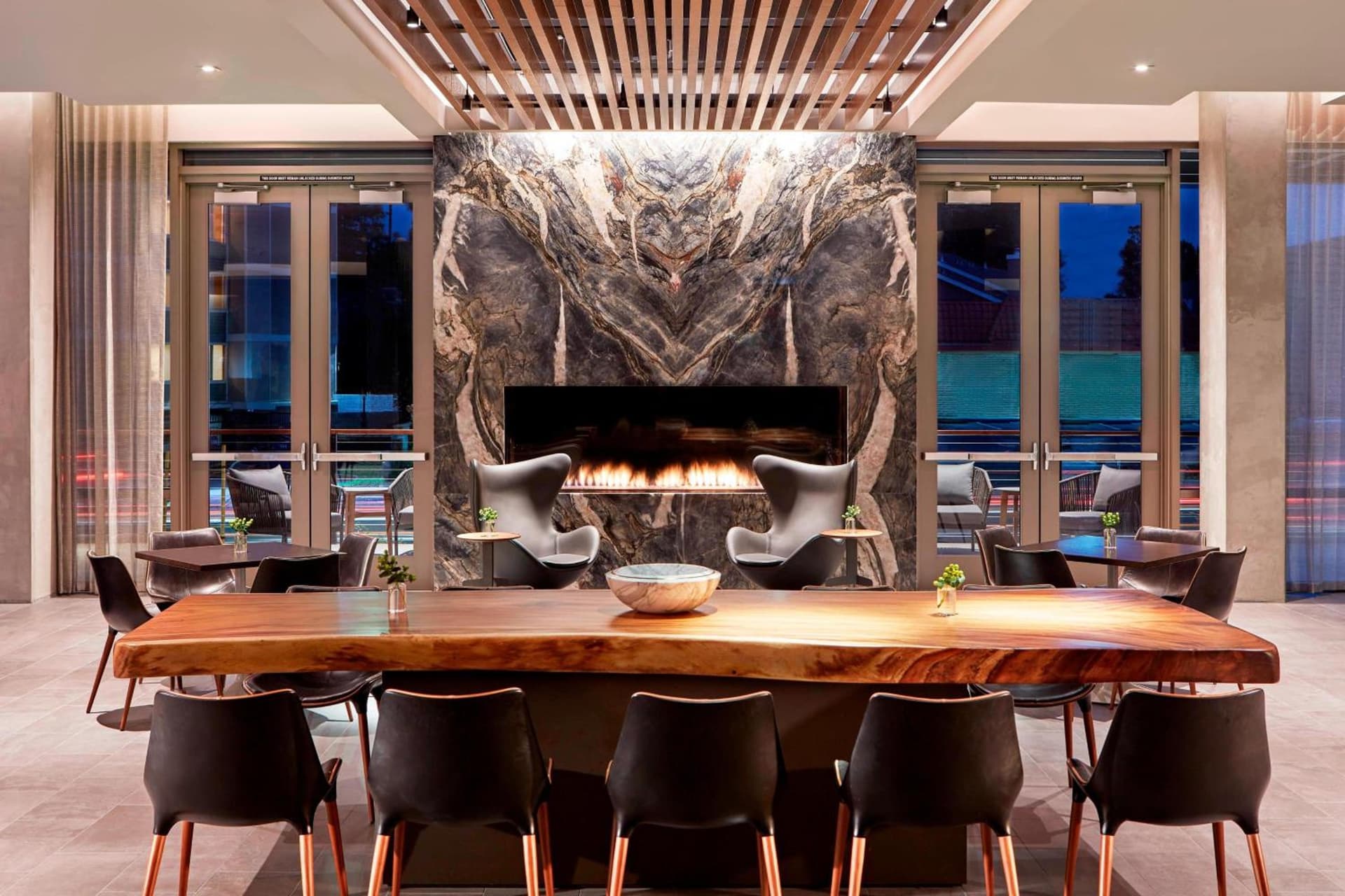 AC Hotel by Marriott Sunnyvale Cupertino gallery photo in Sunnyvale, CA — image 11