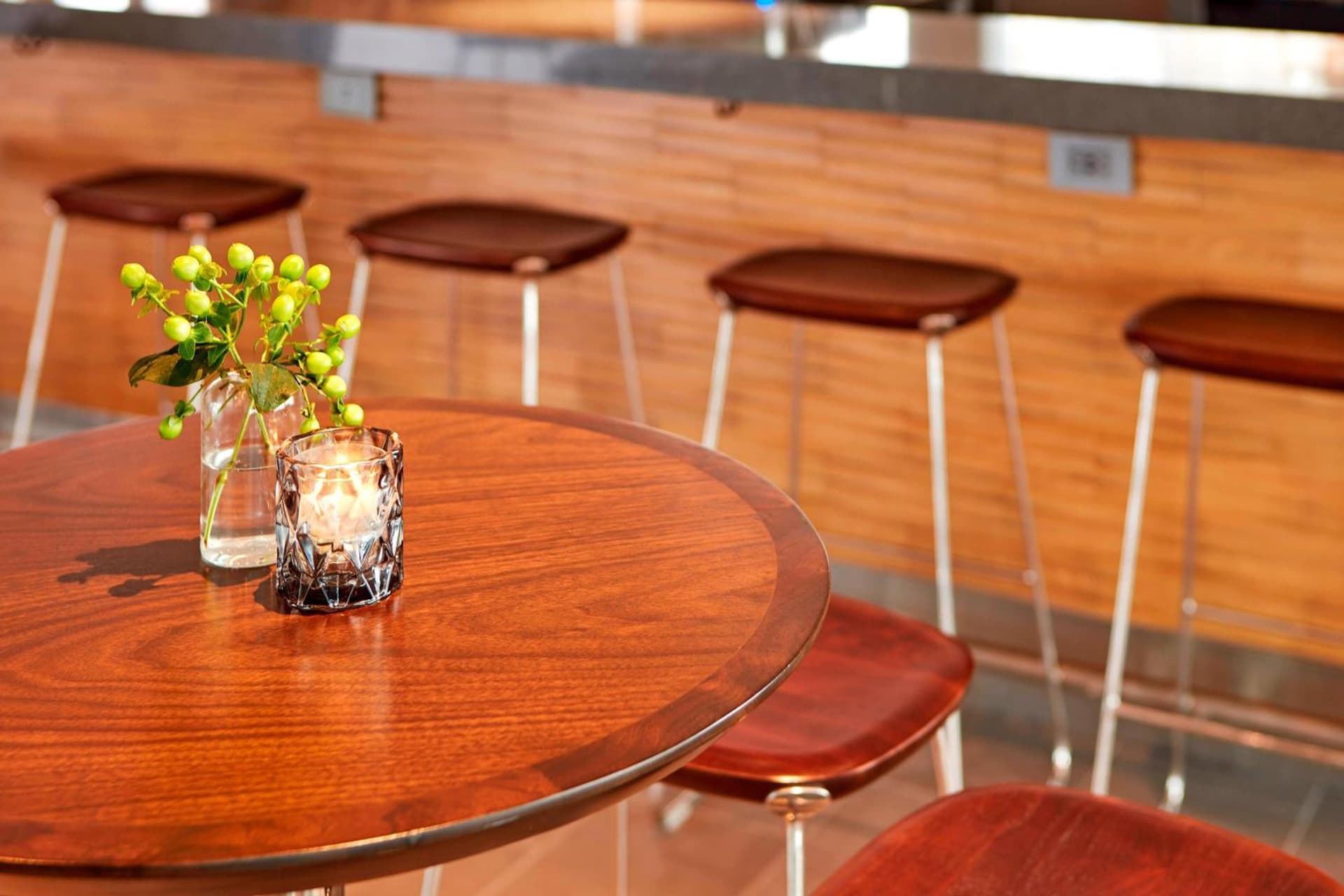 AC Hotel by Marriott Sunnyvale Cupertino gallery photo in Sunnyvale, CA — image 14