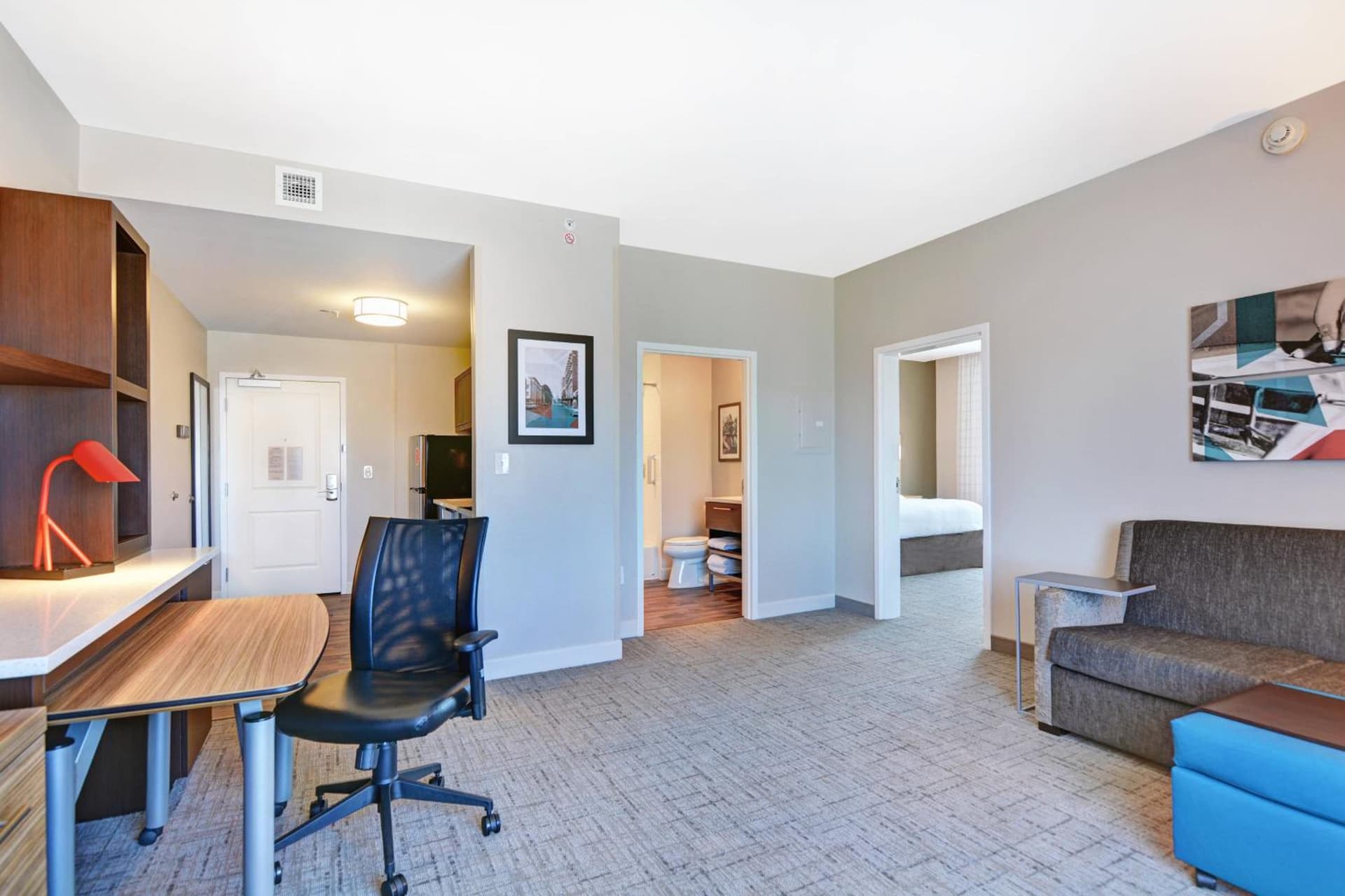 TownePlace Suites by Marriott Jackson Airport/Flowood interior in Flowood, MS — gallery photo 2