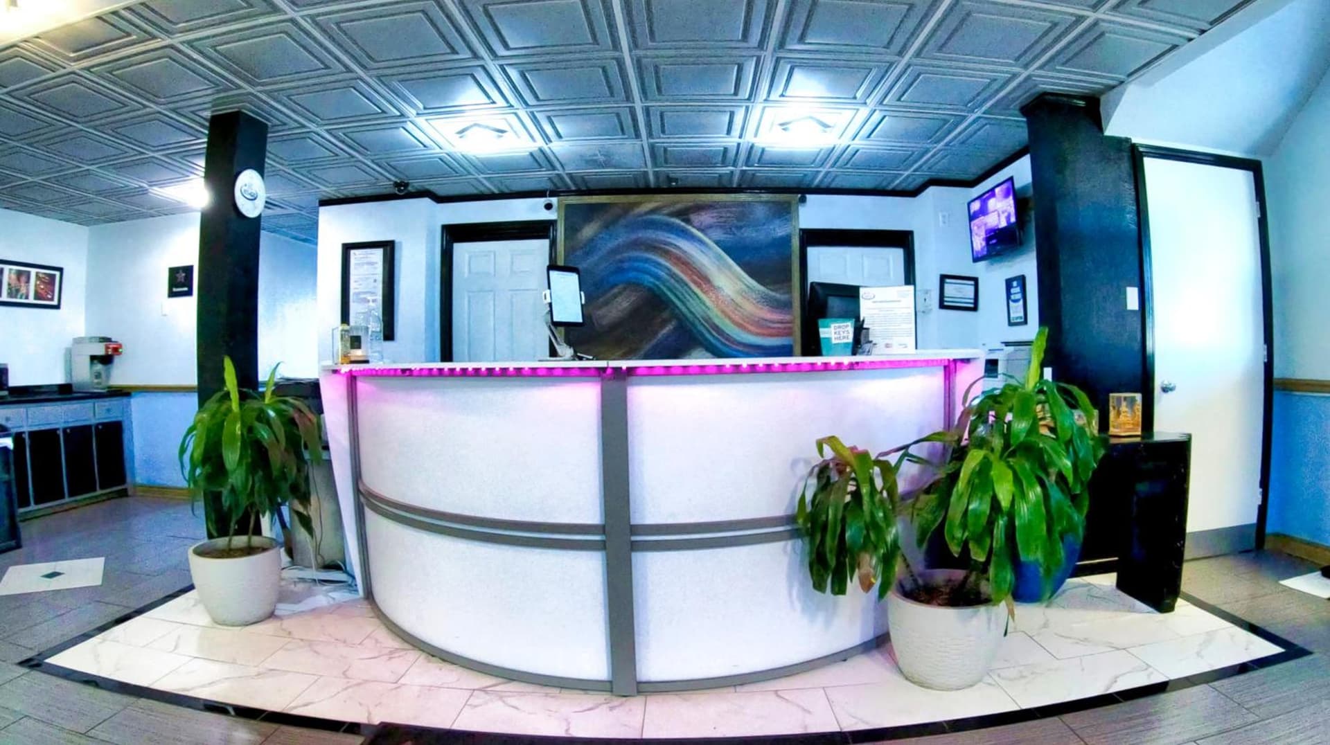 R Nite Star Hotel At Arlington Entertainment District gallery photo in Arlington, TX — image 48