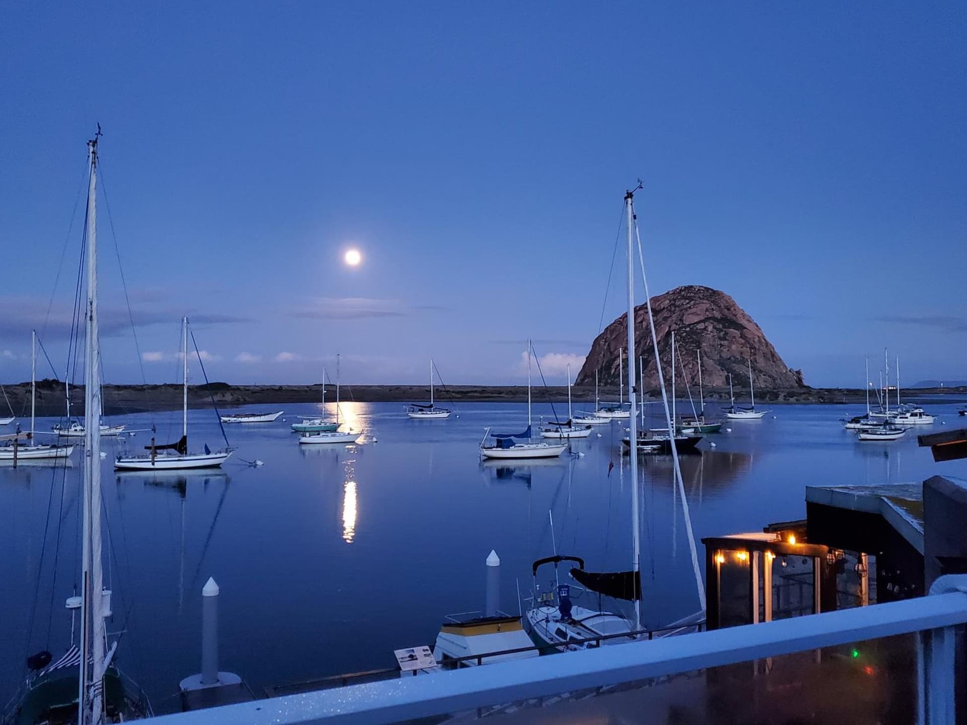 Gray's Inn & Gallery gallery photo in Morro Bay, CA — image 101