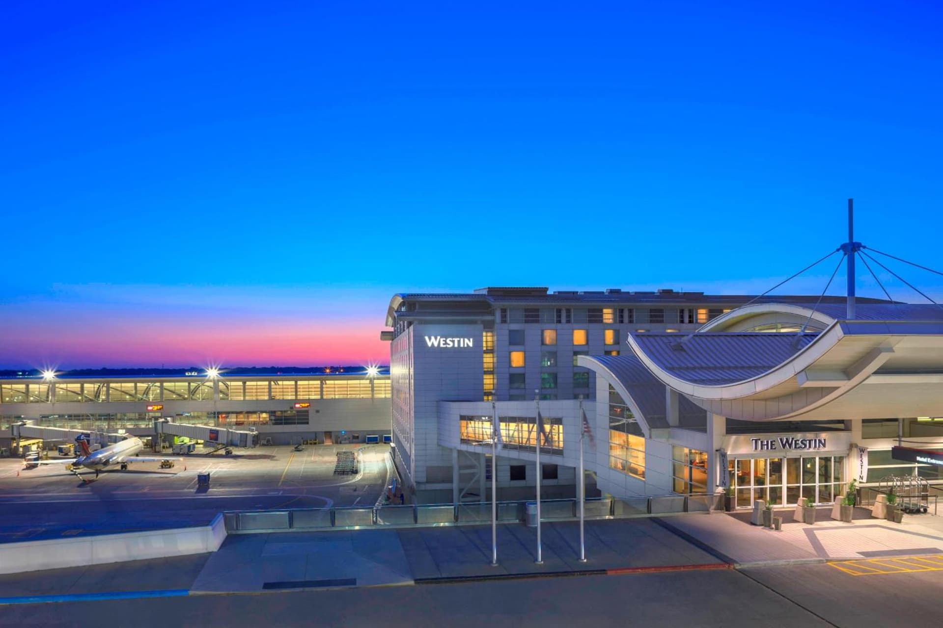 The Westin Detroit Metropolitan Airport property views in Romulus, MI — gallery photo 3