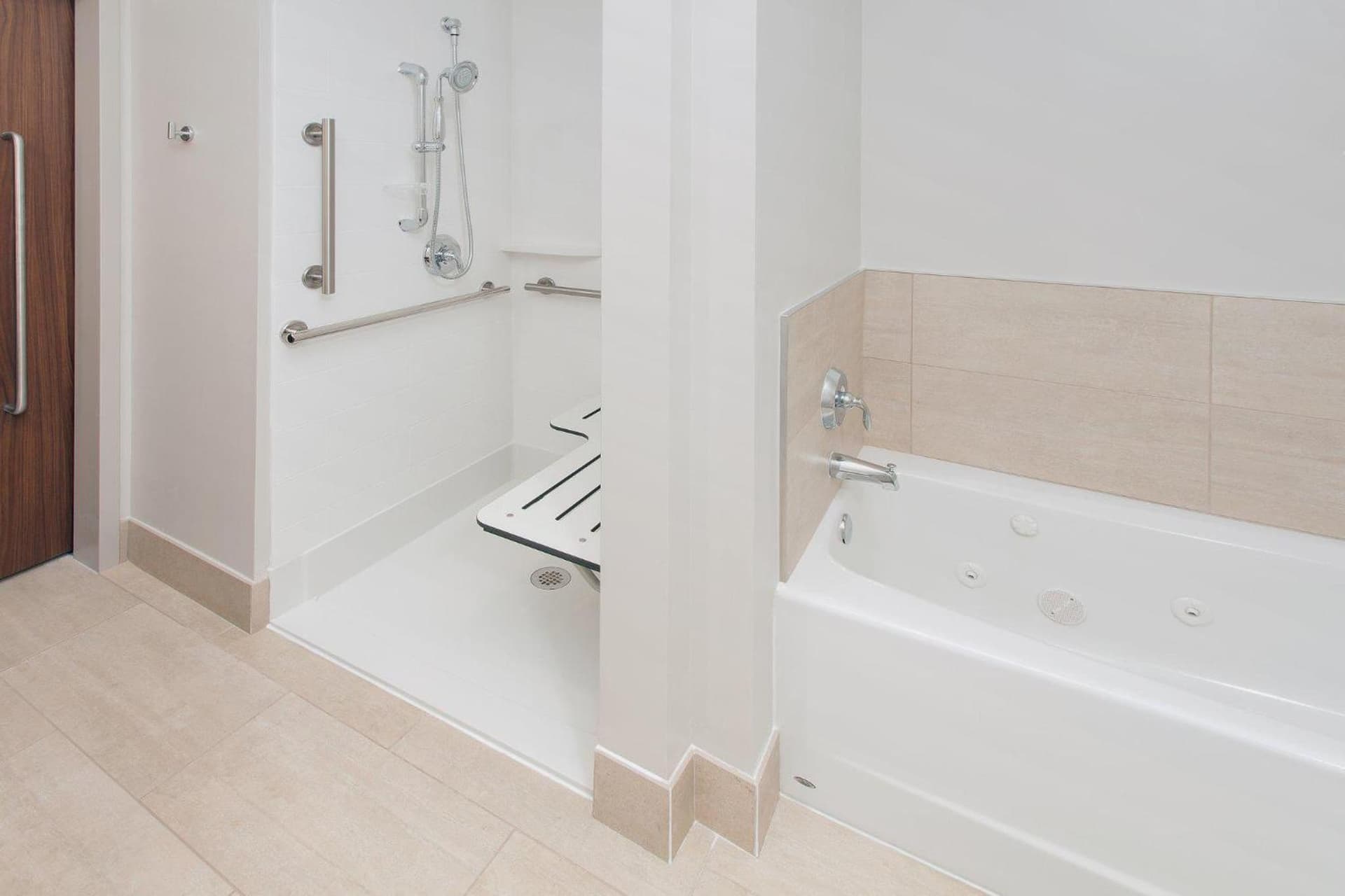 Holiday Inn Express & Suites - Sterling Heights-Detroit Area by IHG gallery photo in Sterling Heights, MI — image 36
