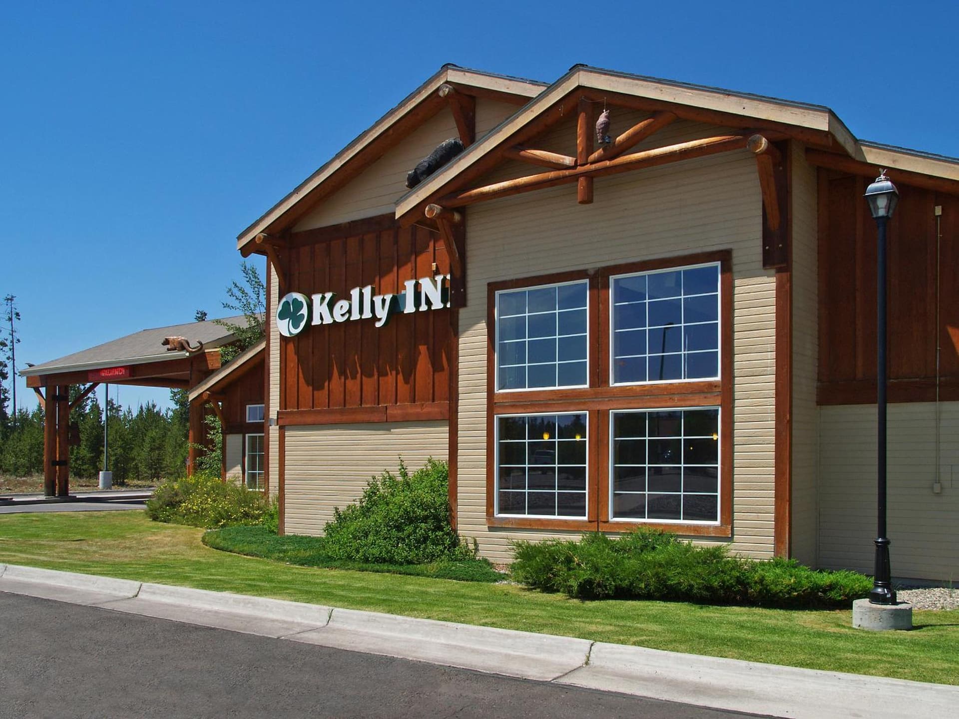 Kelly Inn West Yellowstone featured exterior or lobby in West Yellowstone, MT — similar hotel