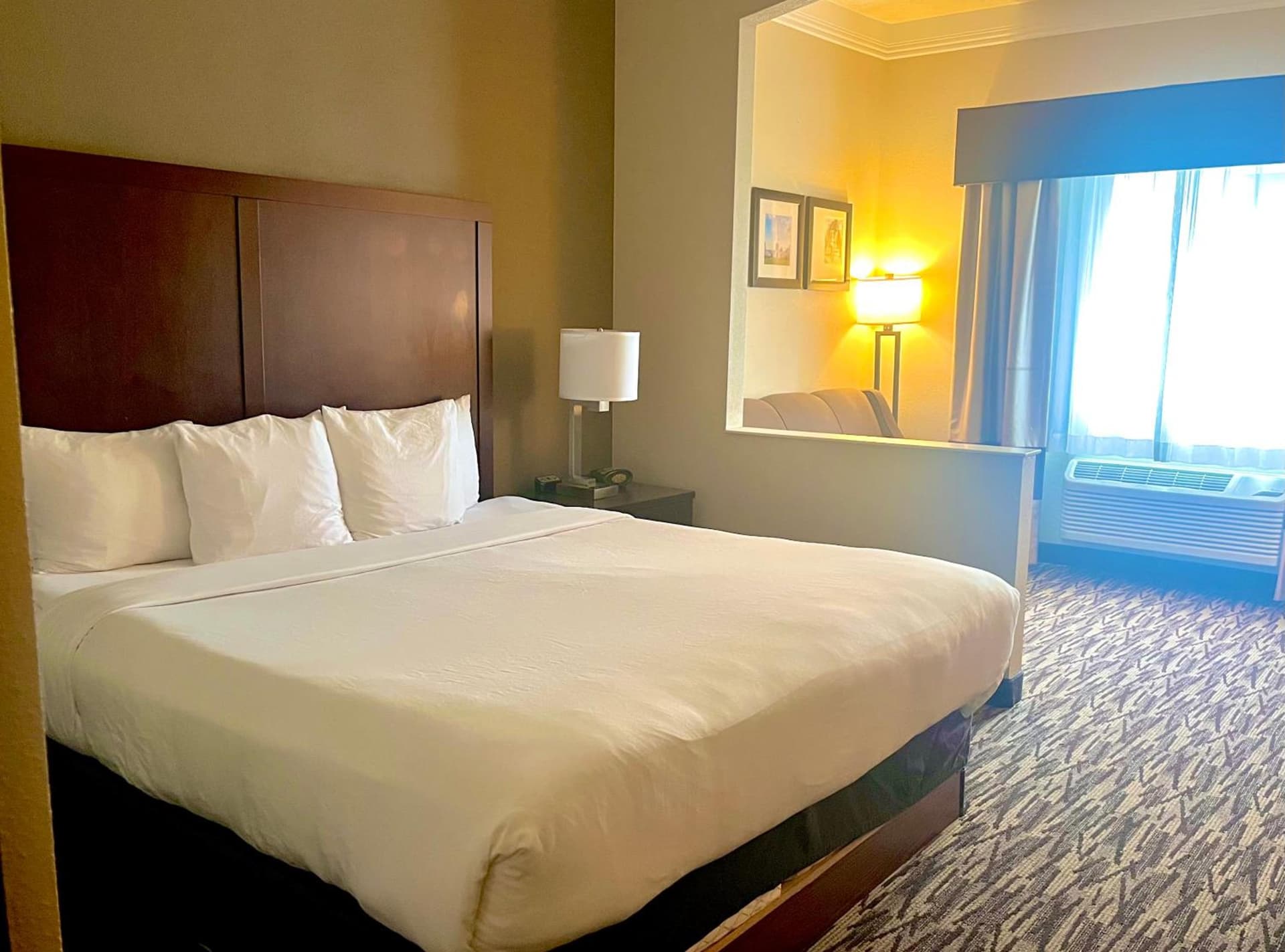 Comfort Suites Salem gallery photo in Salem, OR — image 5