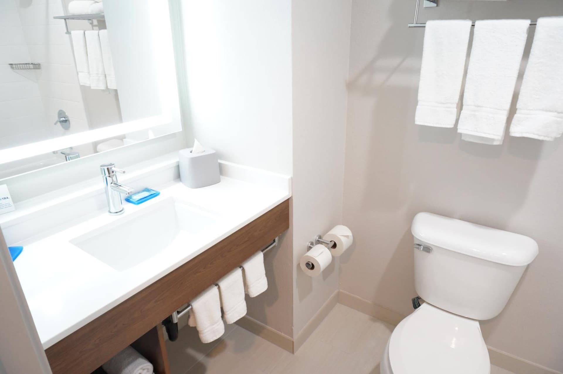 Holiday Inn Express Fremont - Milpitas Central by IHG gallery photo in Fremont, CA — image 18