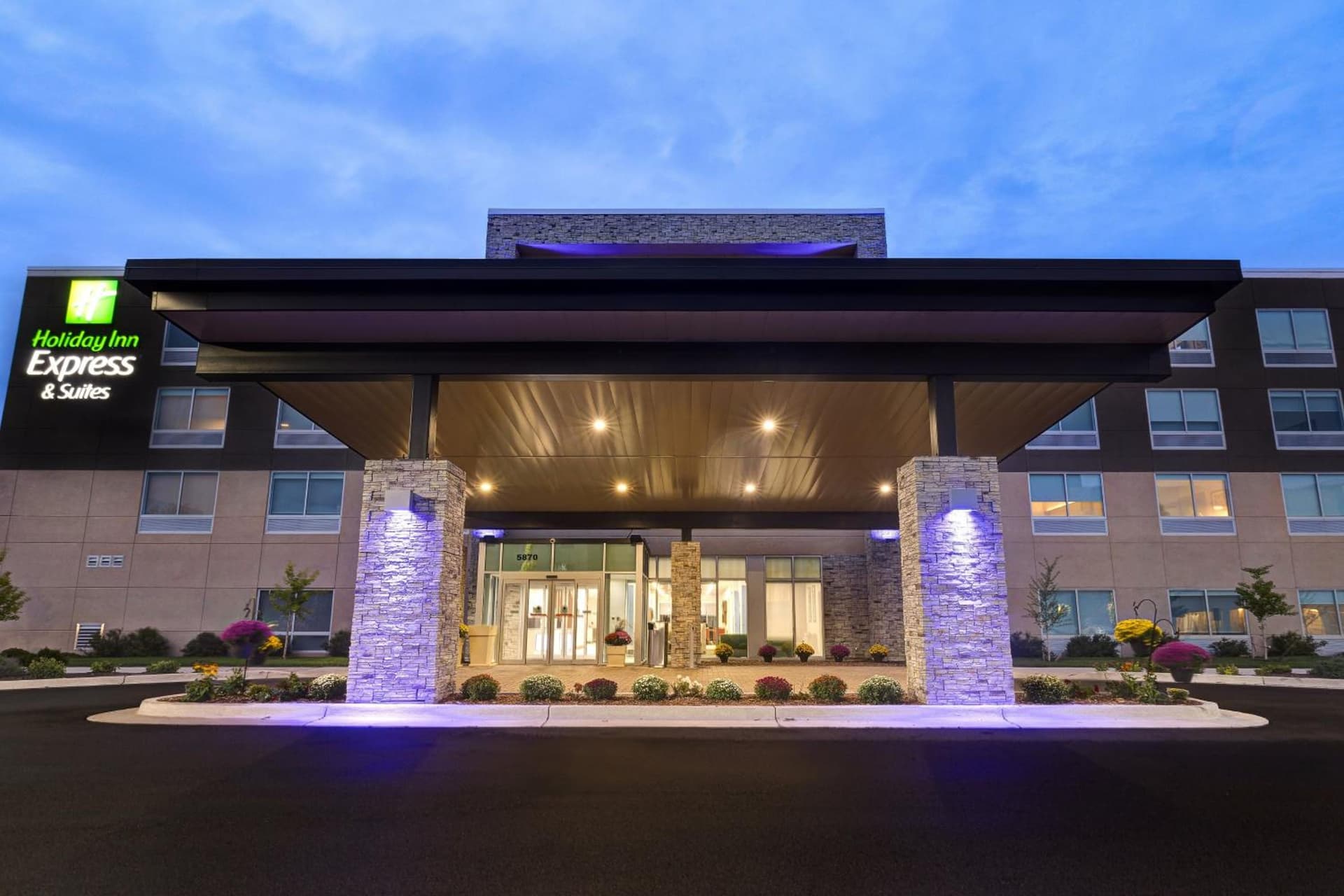 Holiday Inn Express & Suites - Brighton by IHG gallery photo in Brighton, MI — image 5