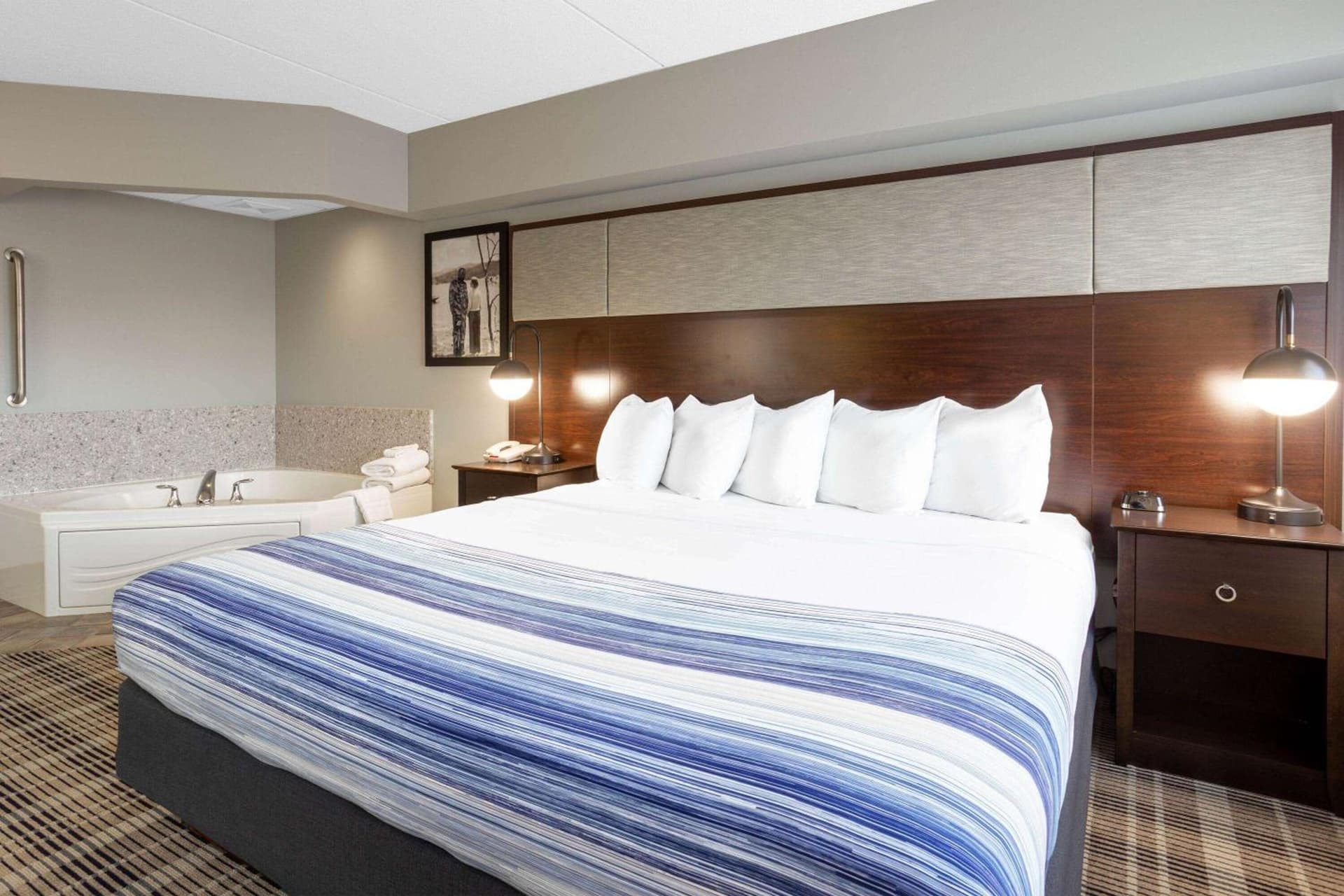 AmericInn by Wyndham Madison South gallery photo in Madison, WI — image 4
