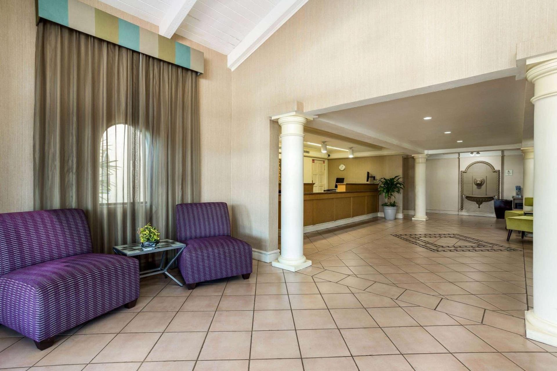La Quinta Inn Tampa Airport Stadium Westshore gallery photo in Tampa, FL — image 8