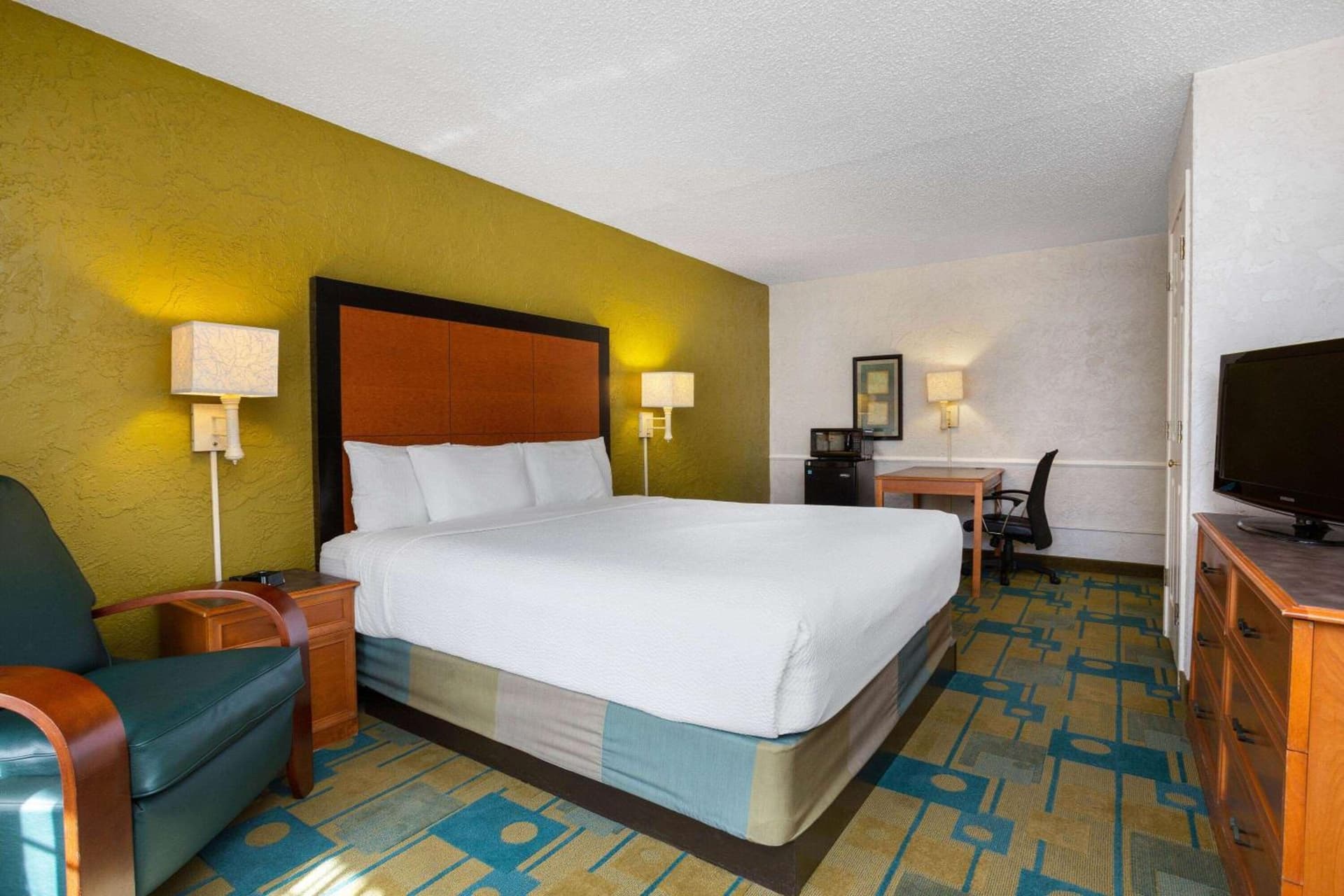 La Quinta Inn Tampa Airport Stadium Westshore gallery photo in Tampa, FL — image 27