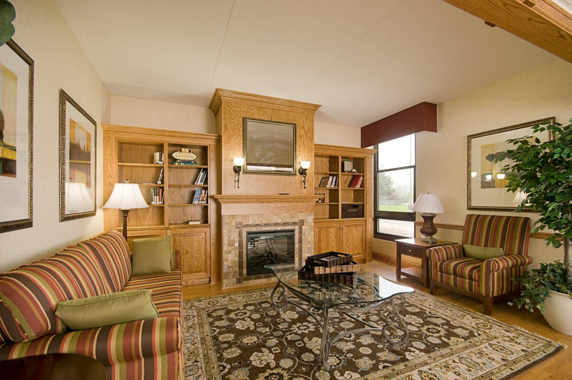 Quality Inn & Suites gallery photo in Saginaw, MI — image 21
