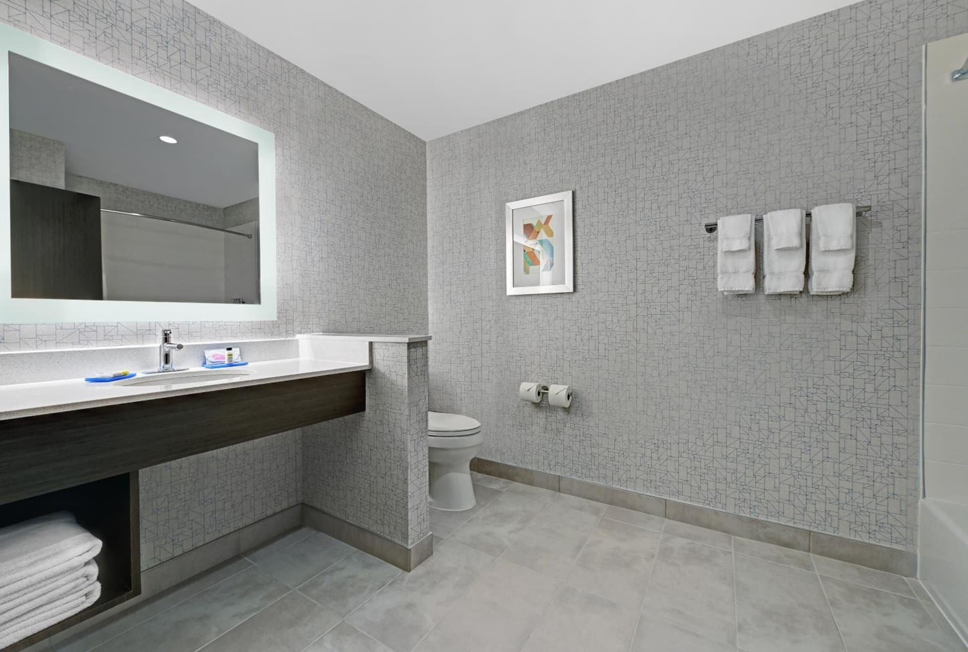Holiday Inn Express & Suites Memorial – CityCentre by IHG gallery photo in Houston, TX — image 10