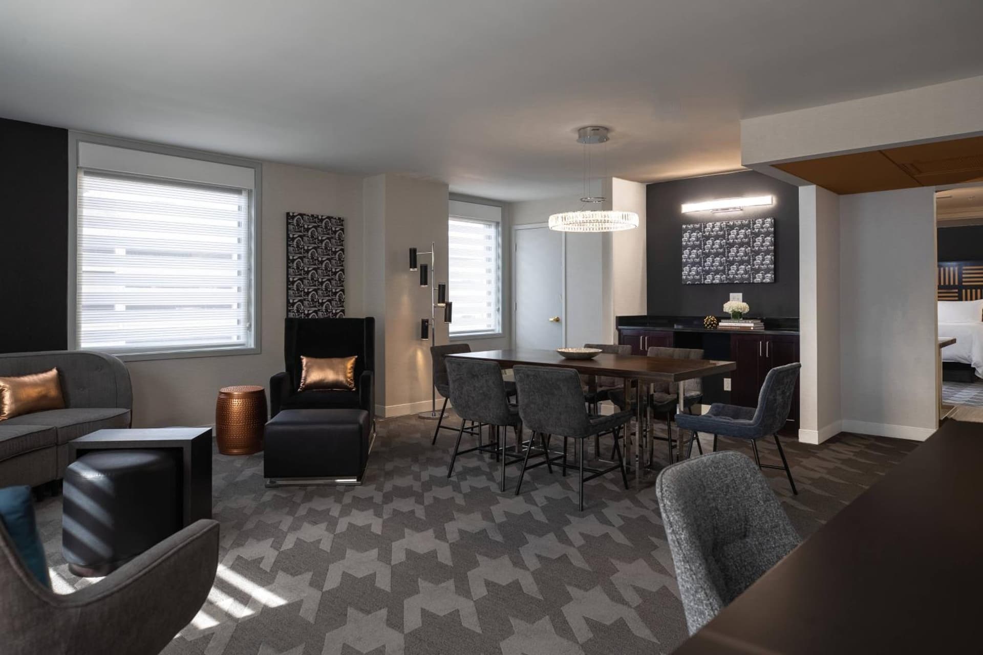 Renaissance Des Moines Savery Hotel gallery photo in Des Moines, IA — image 50