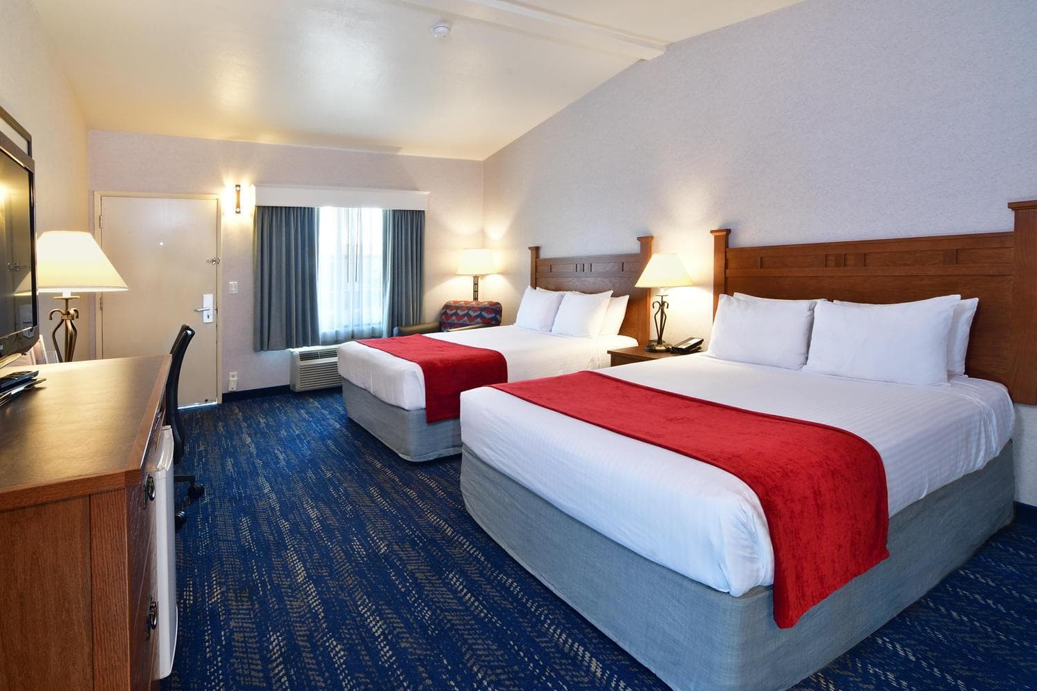 Lamplighter Inn & Suites at SDSU gallery photo in San Diego, CA — image 12