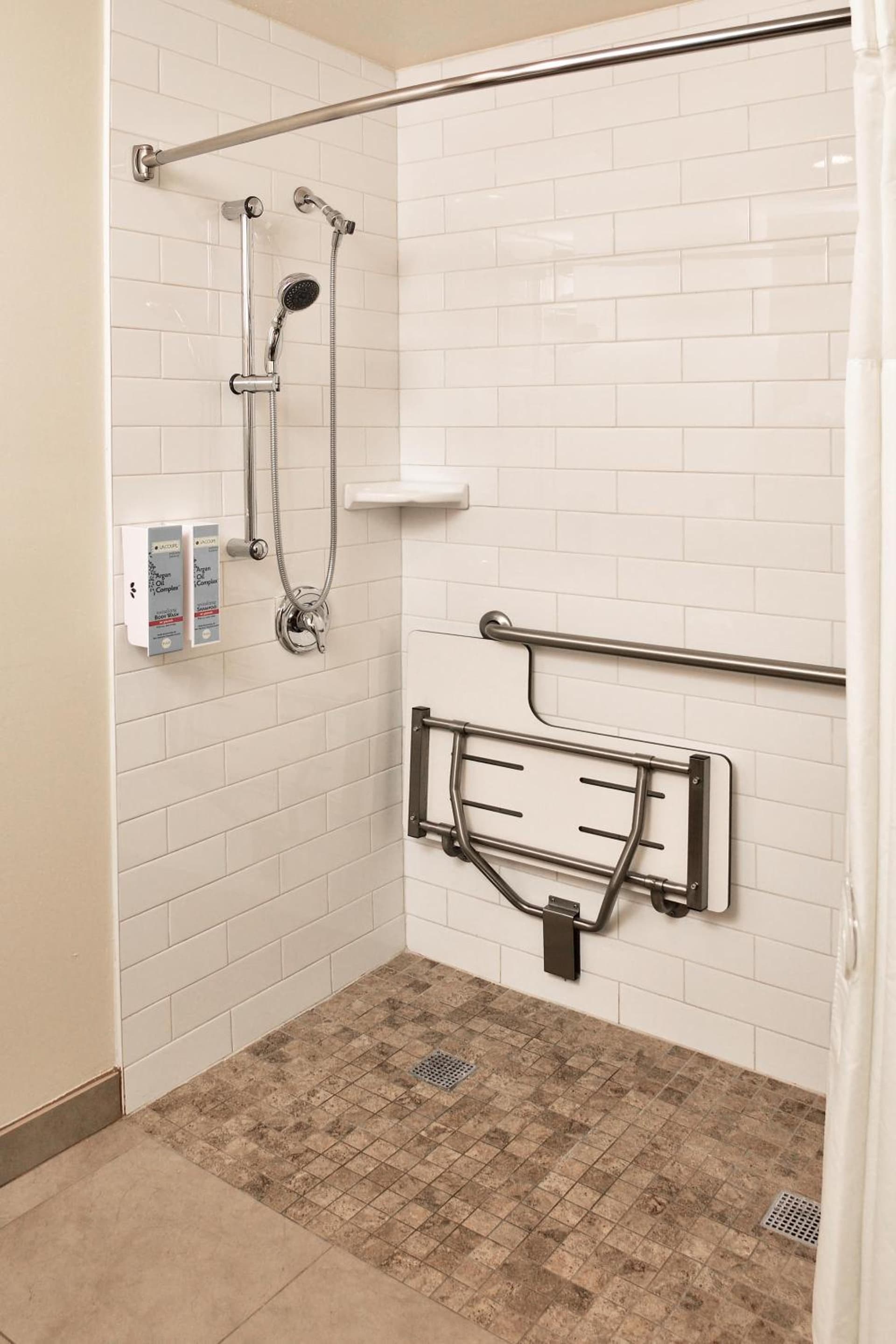 Lamplighter Inn & Suites at SDSU gallery photo in San Diego, CA — image 37